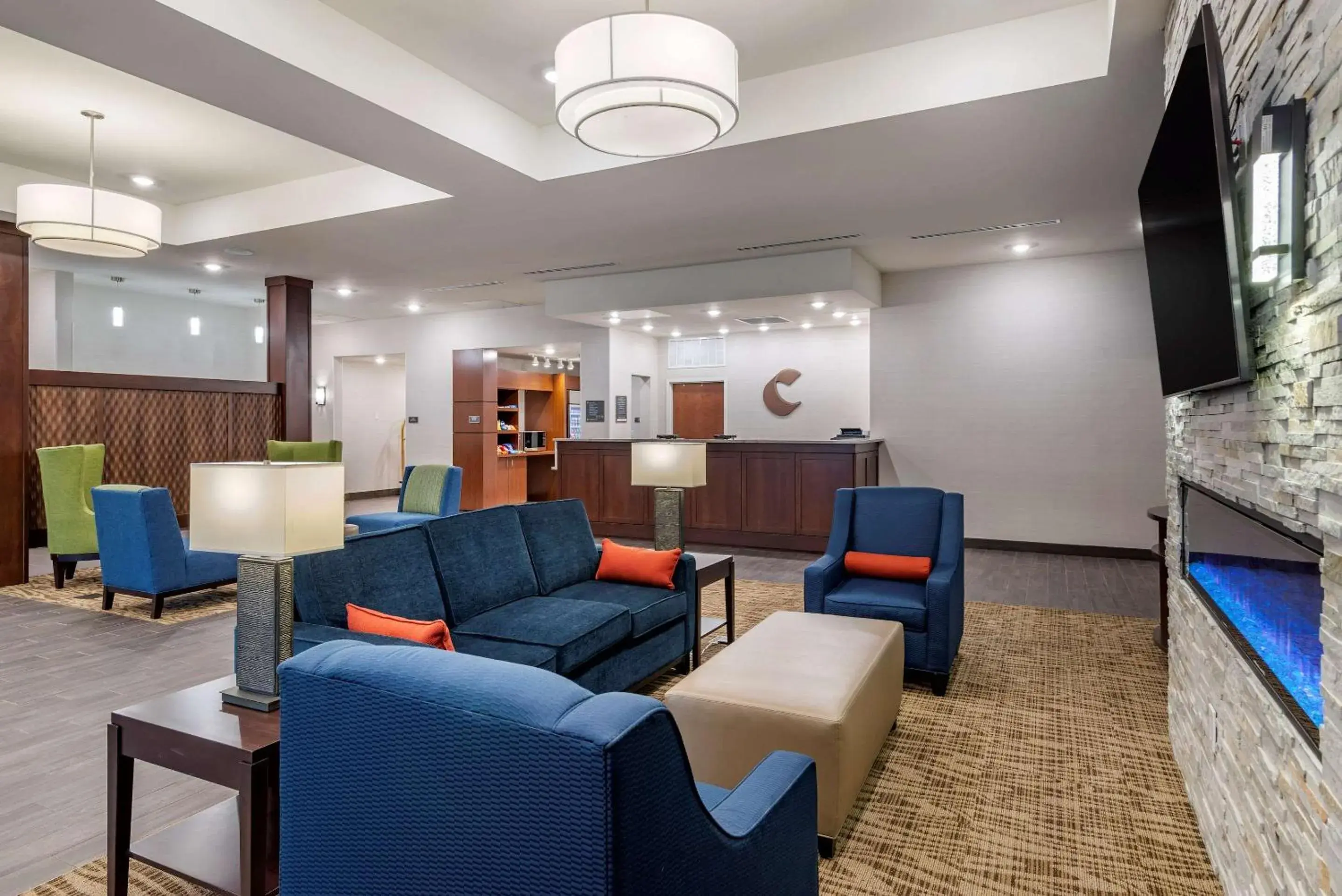 Lobby or reception in Comfort Suites Newnan Lobby or reception in Comfort Suites Newnan