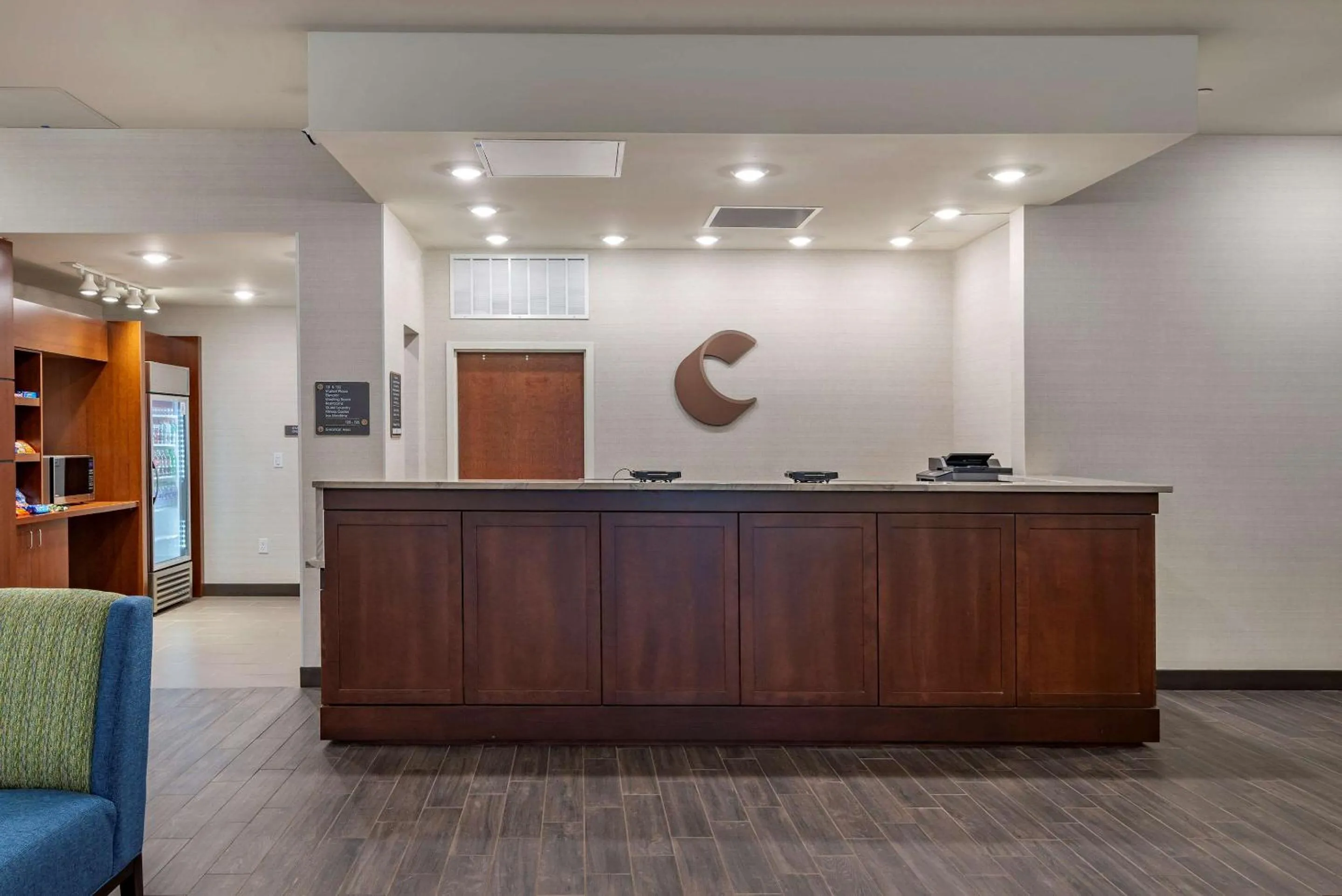 Lobby or reception in Comfort Suites