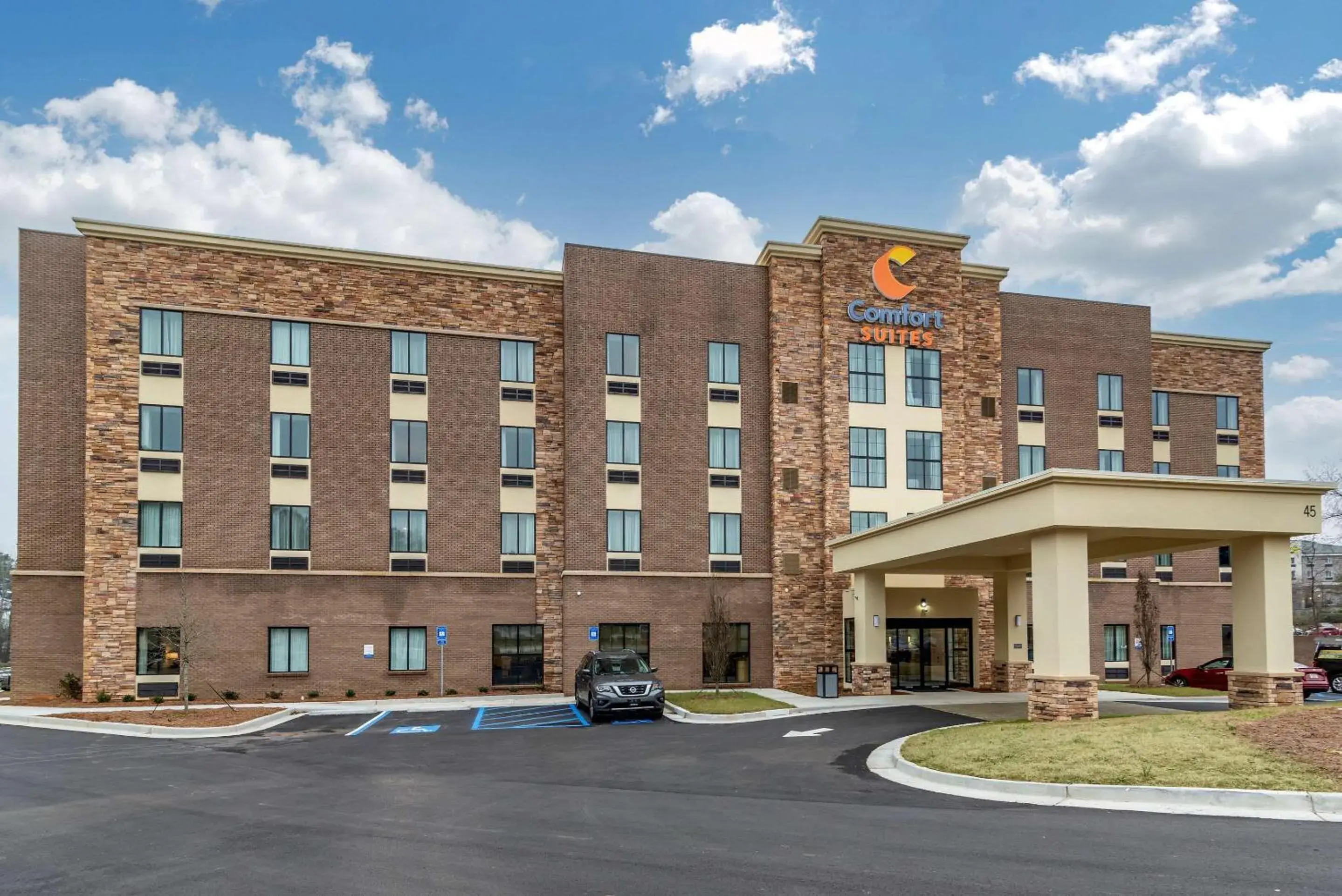 Property building in Comfort Suites Newnan Property building in Comfort Suites Newnan