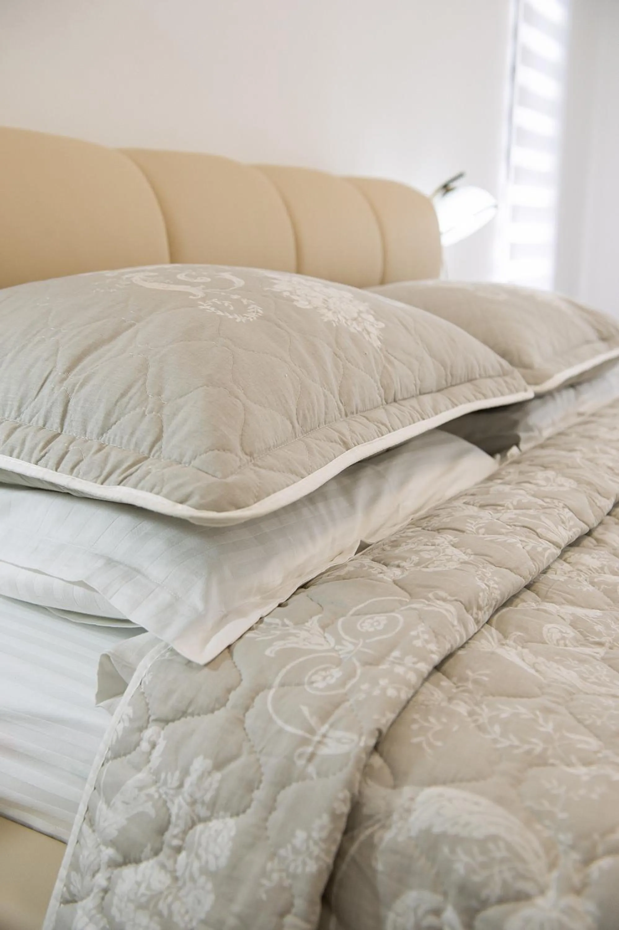 Bedroom, Bed in Complex Pescăresc Gura Repezii Borșa