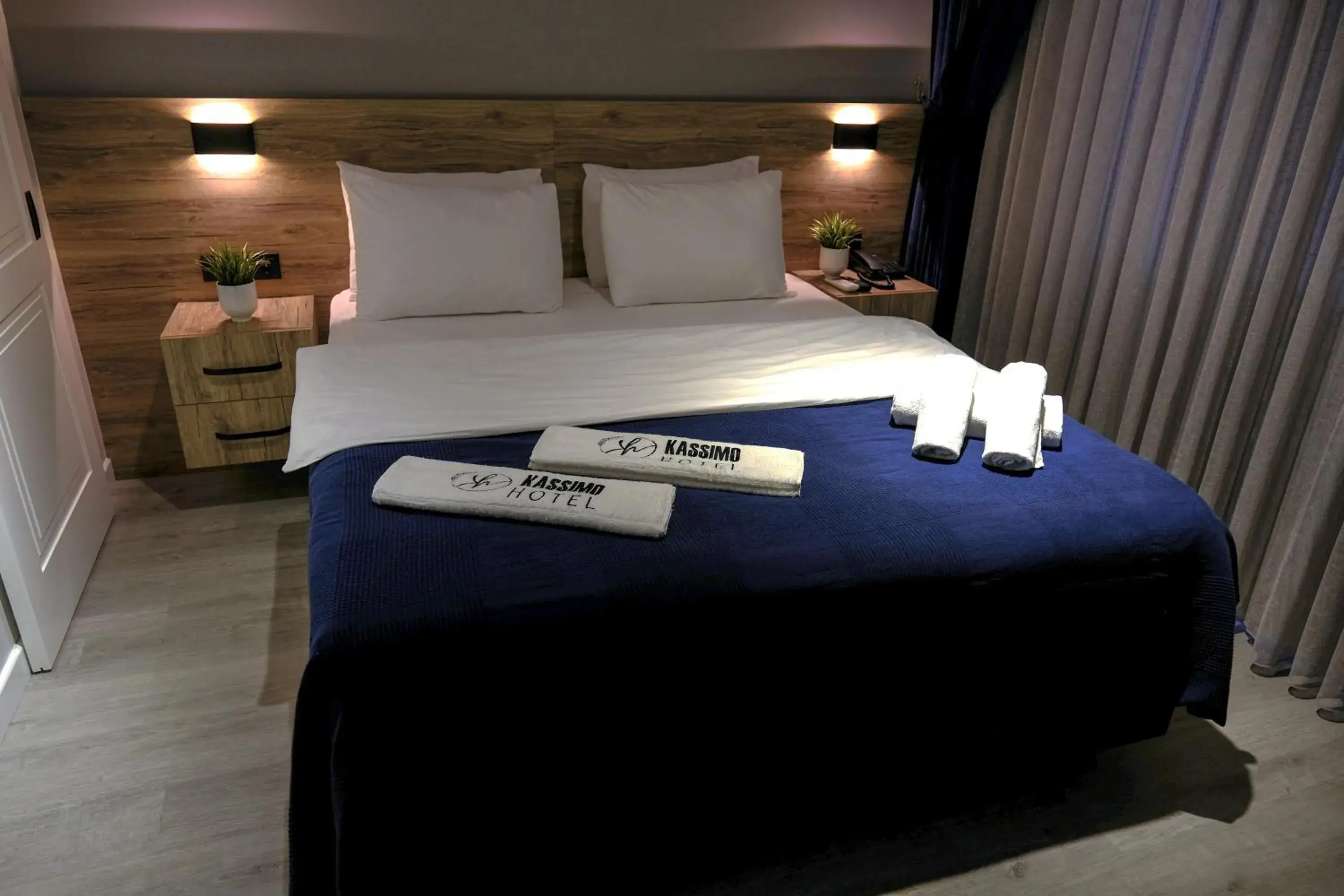 Photo of the whole room, Bed in Kassimo Hotel Photo of the whole room, Bed in Kassimo Hotel