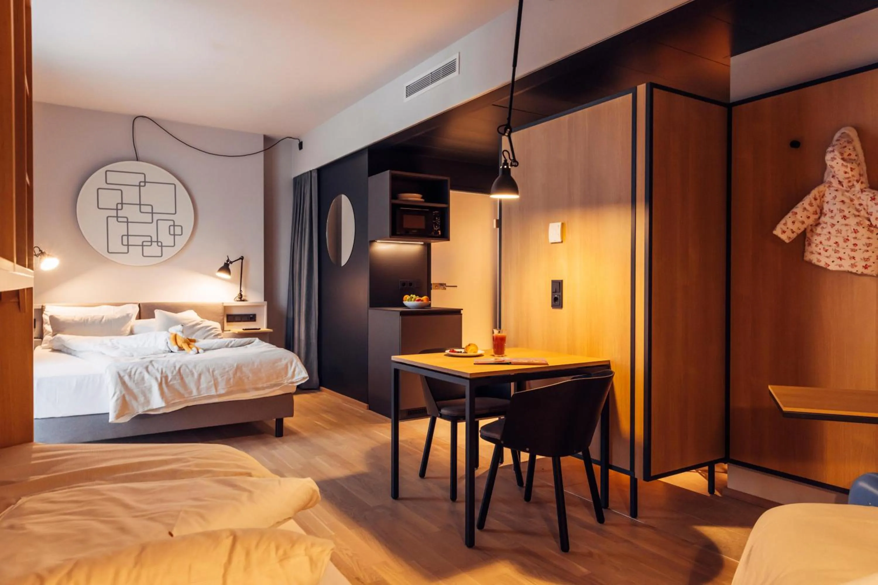 Photo of the whole room, Bed in harry's home Telfs hotel & apartments