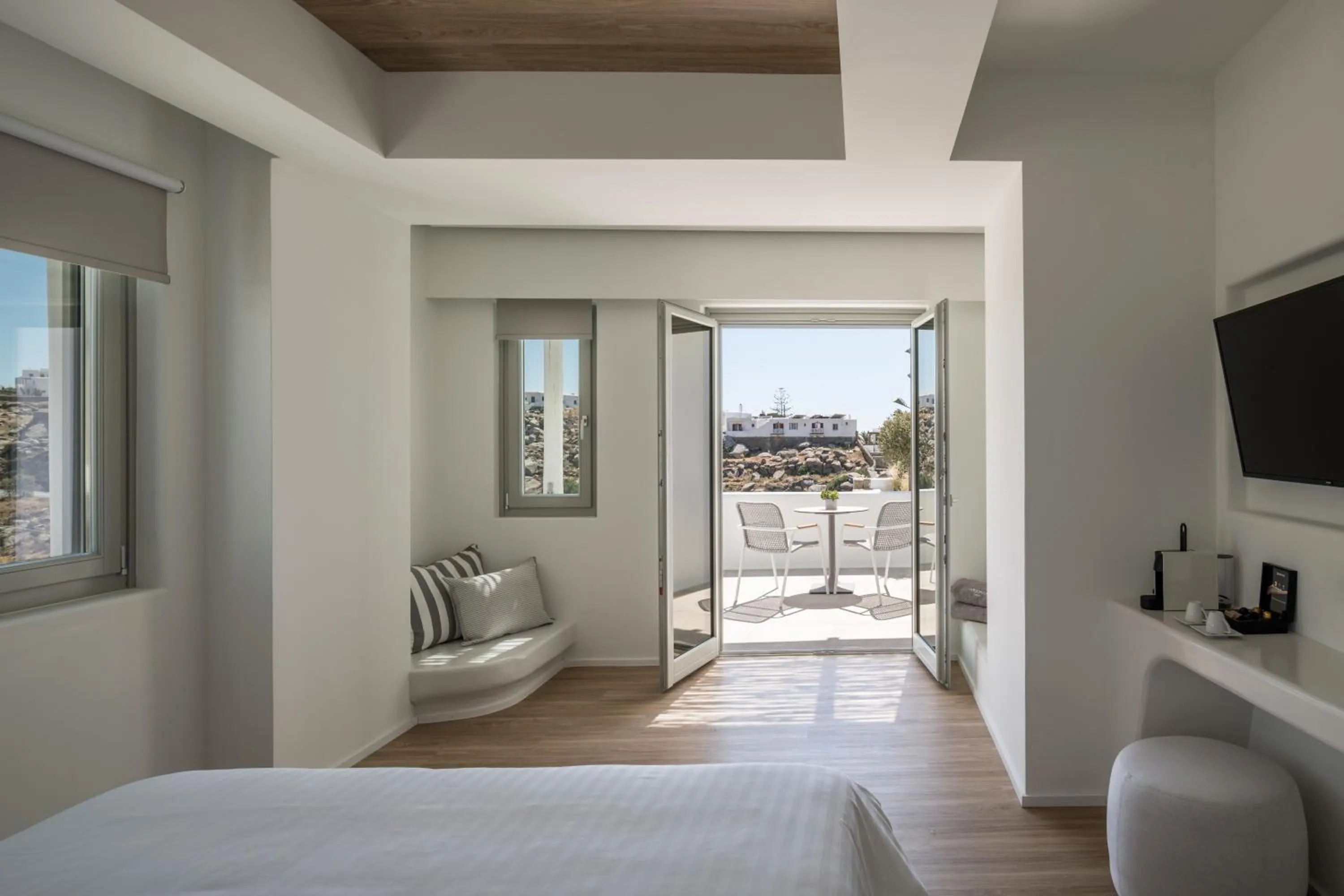 Balcony/Terrace, Bed in Arocaria Mykonos