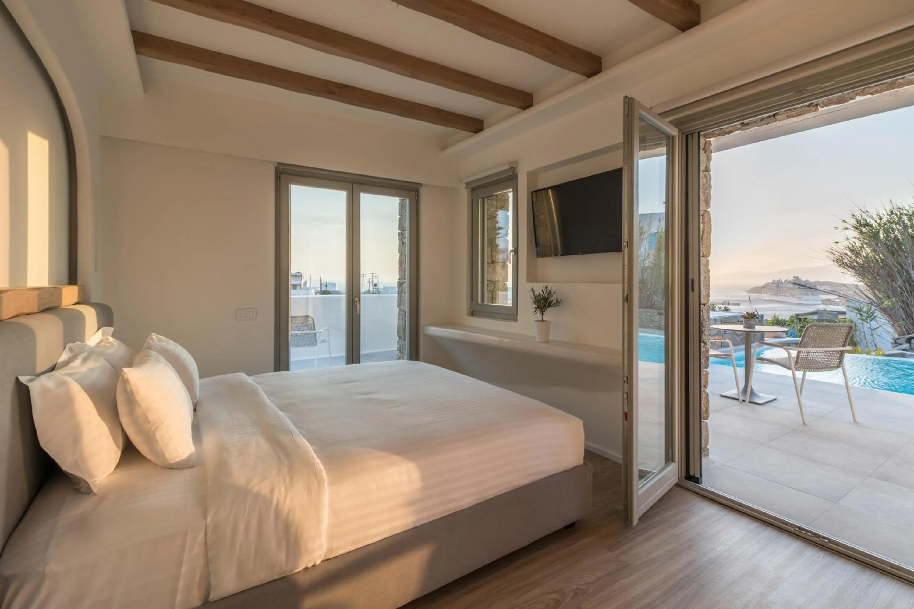 Bed in Arocaria Mykonos