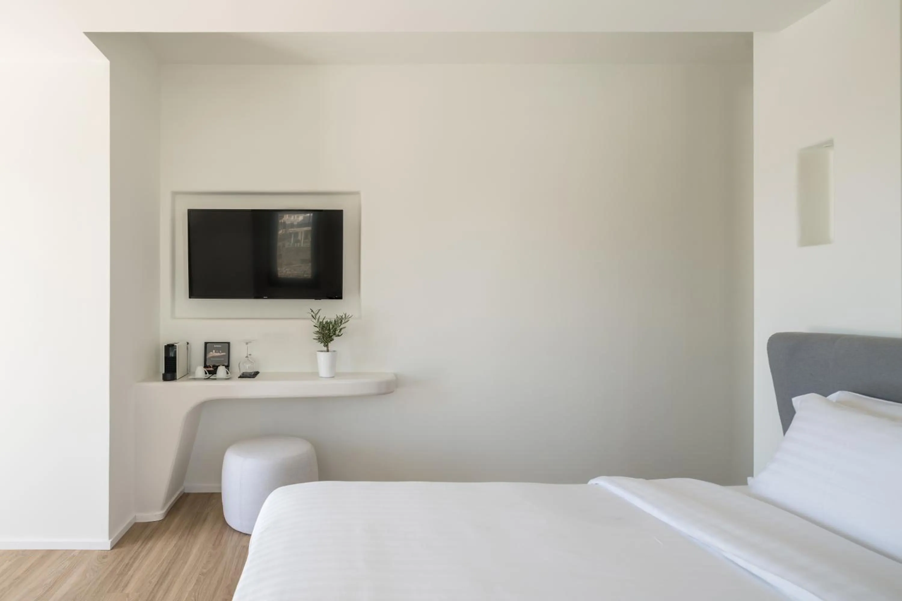 Bedroom, Bed in Arocaria Mykonos