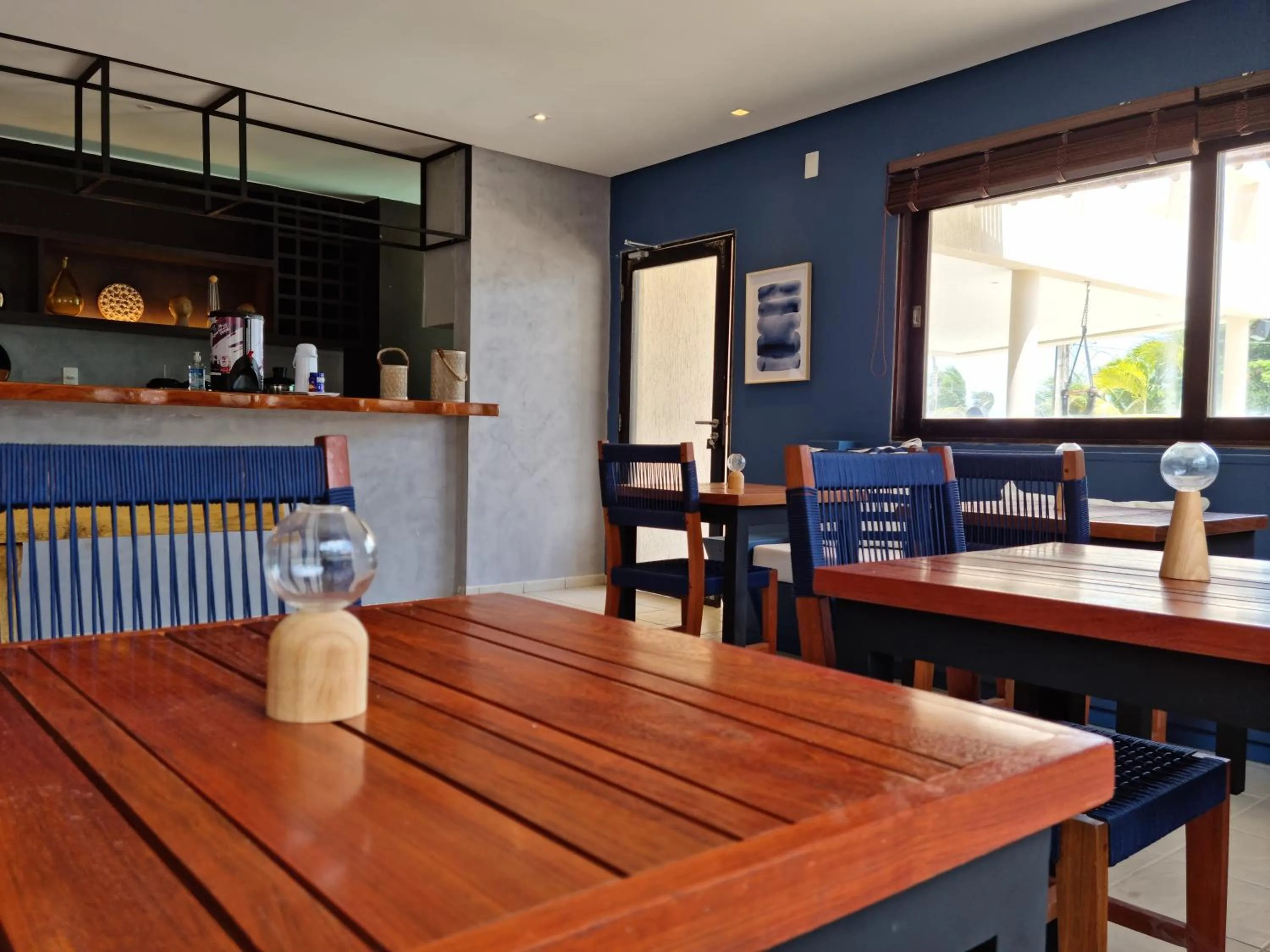 Restaurant/places to eat in Kastel Jampa Hotel