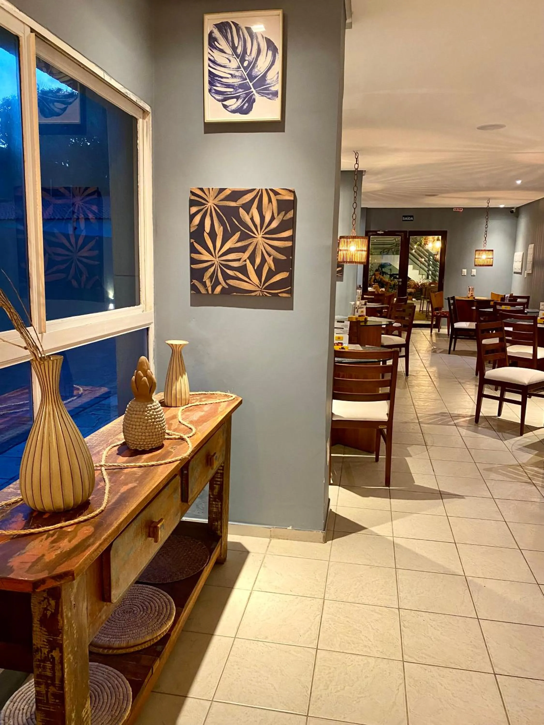 Restaurant/places to eat in Kastel Jampa Hotel