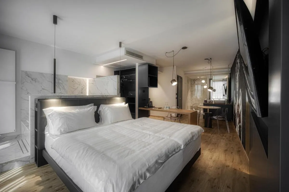 Bed in M Loft - adults only
