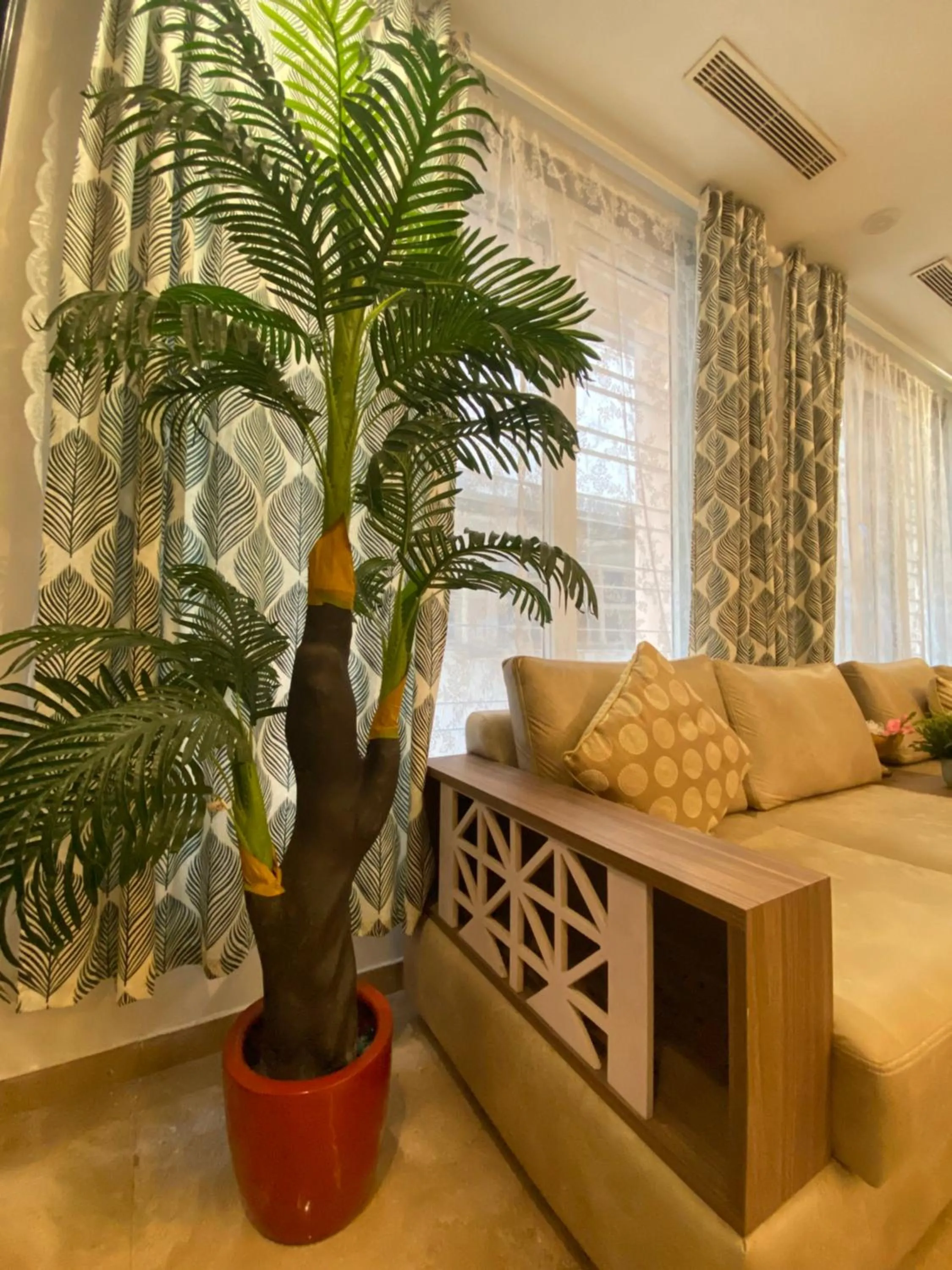 Lobby or reception in Dash Hotels - Affordable Luxury