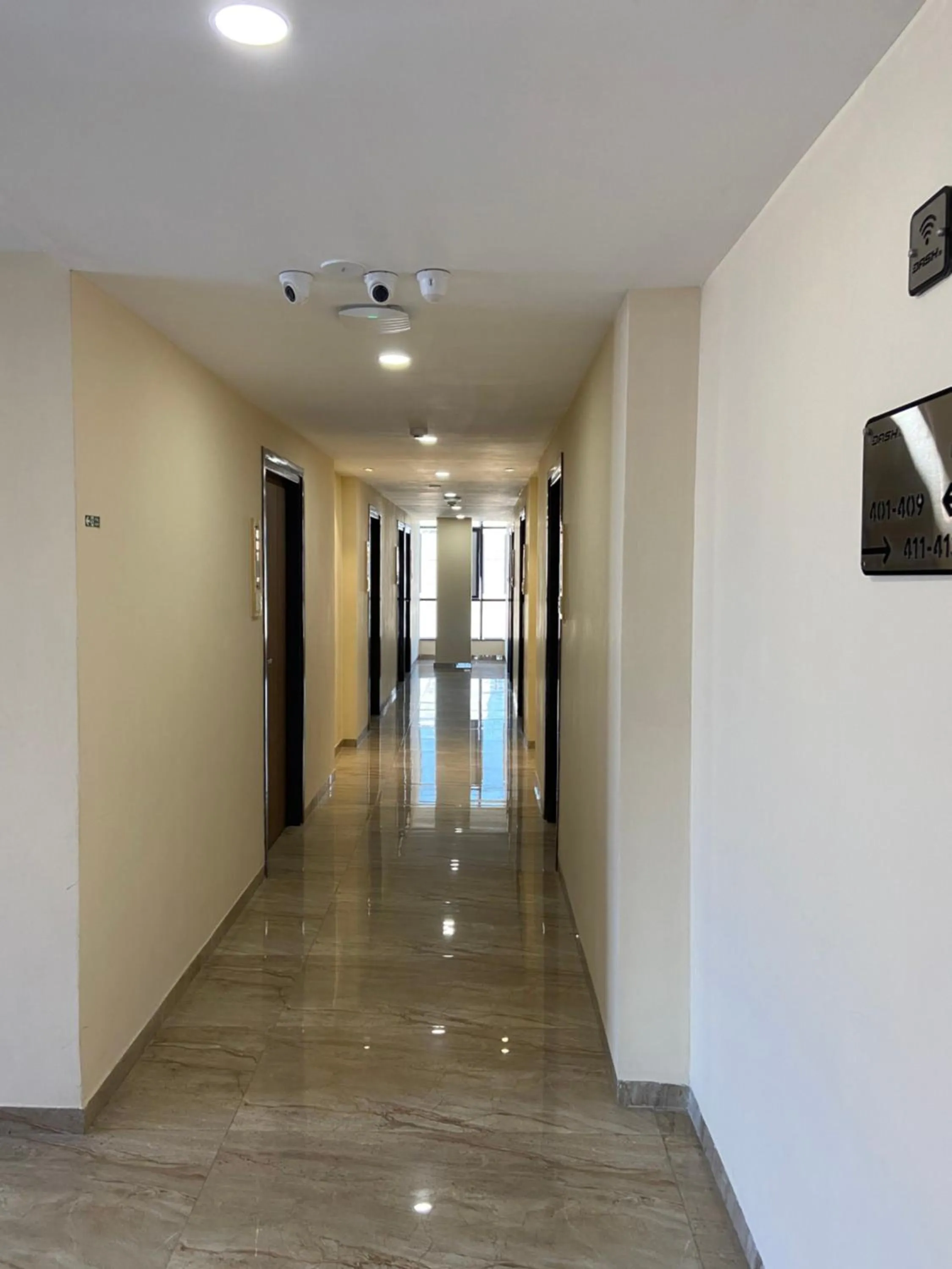 Lobby or reception in Dash Hotels - Affordable Luxury