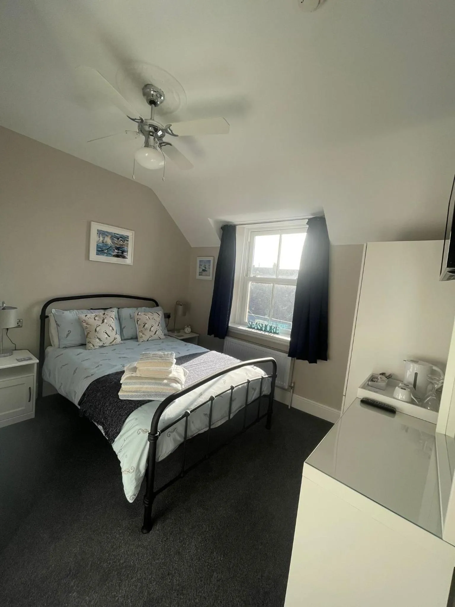 Ivy Bank Guest House, Tenby