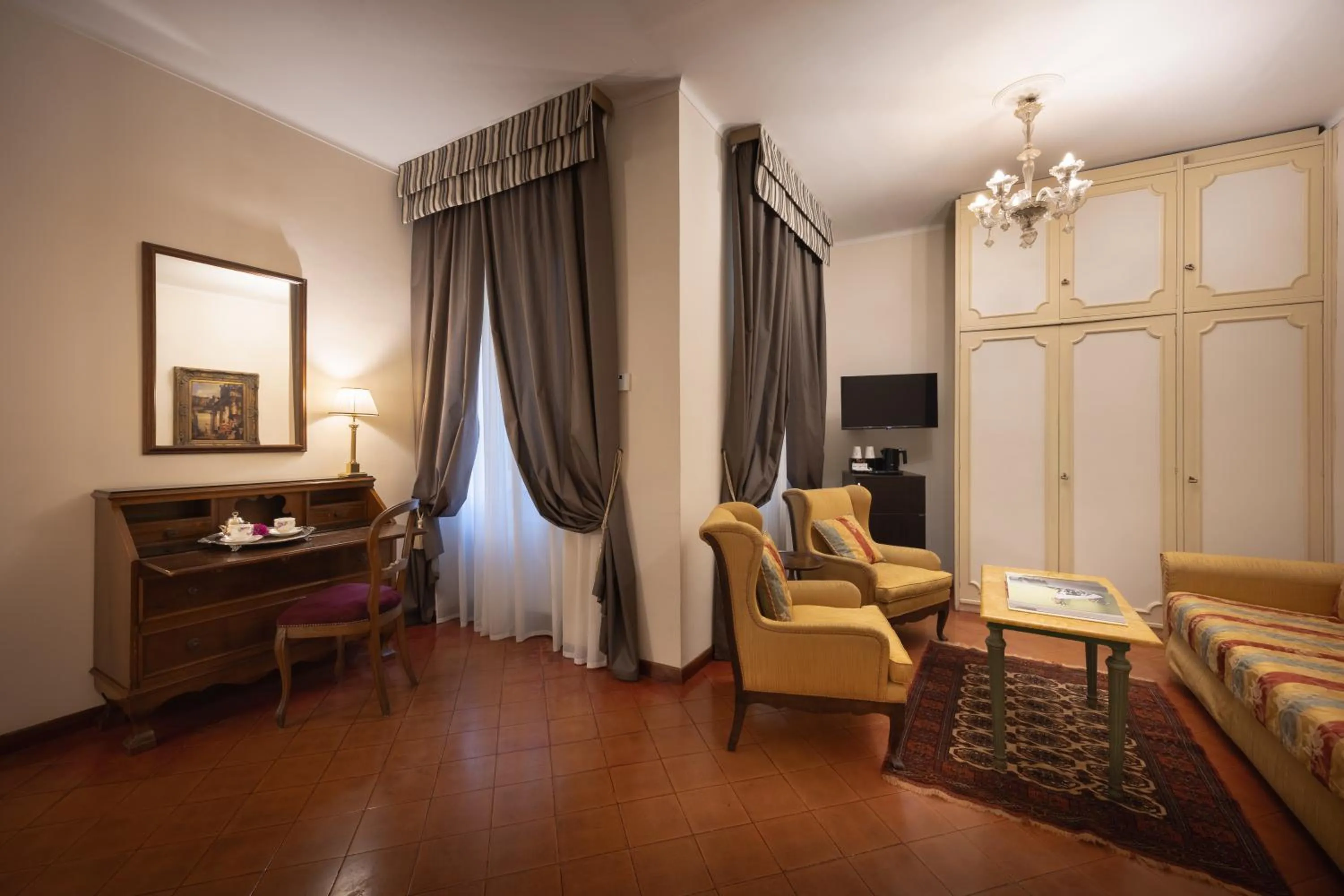 TV and multimedia in Hotel Forum