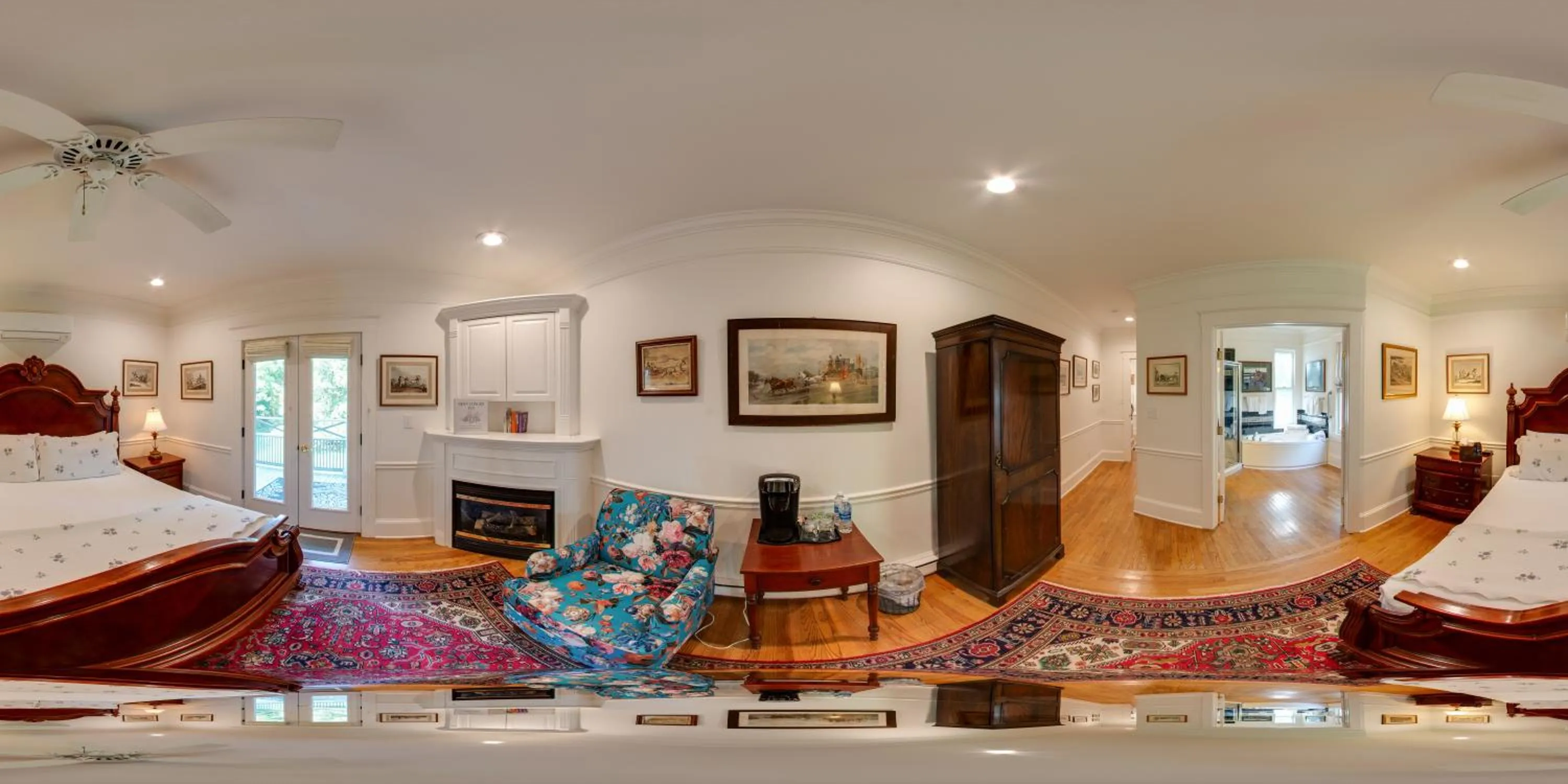 Bed in Benn Conger Inn