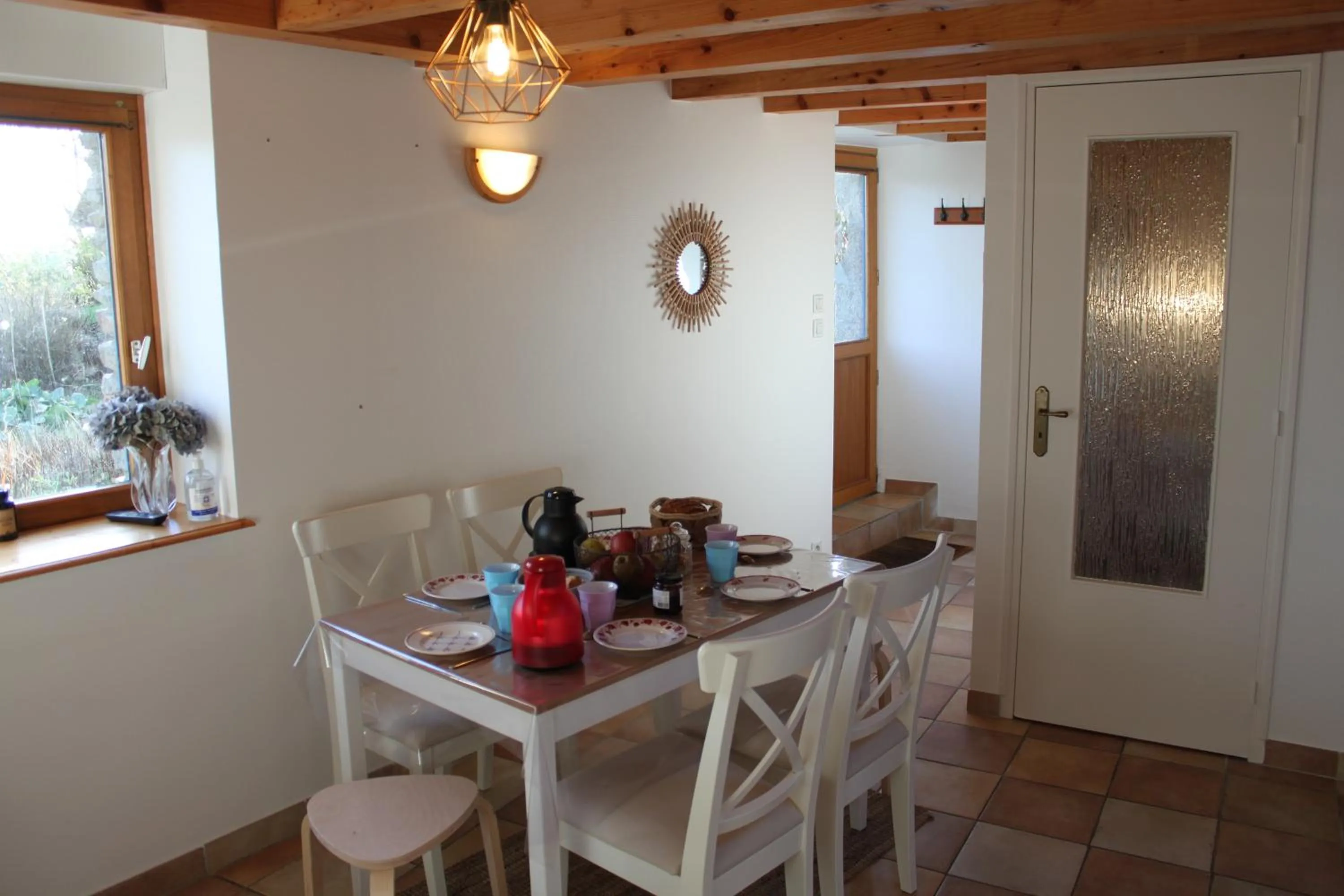 Dining area in Gîtes chez l'habitant La Touche d'en Bas