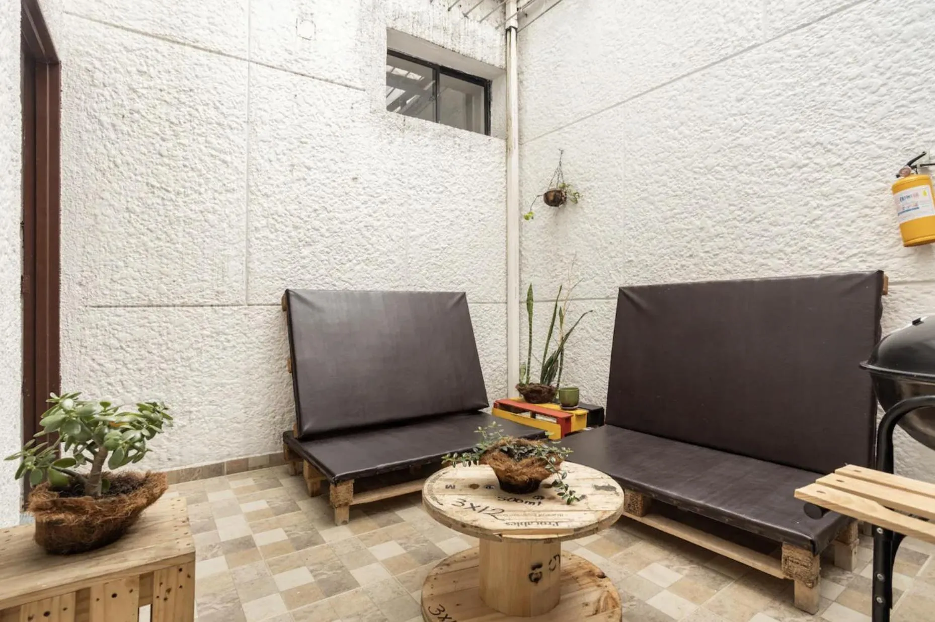 Patio in Casa Clandestina Guest House