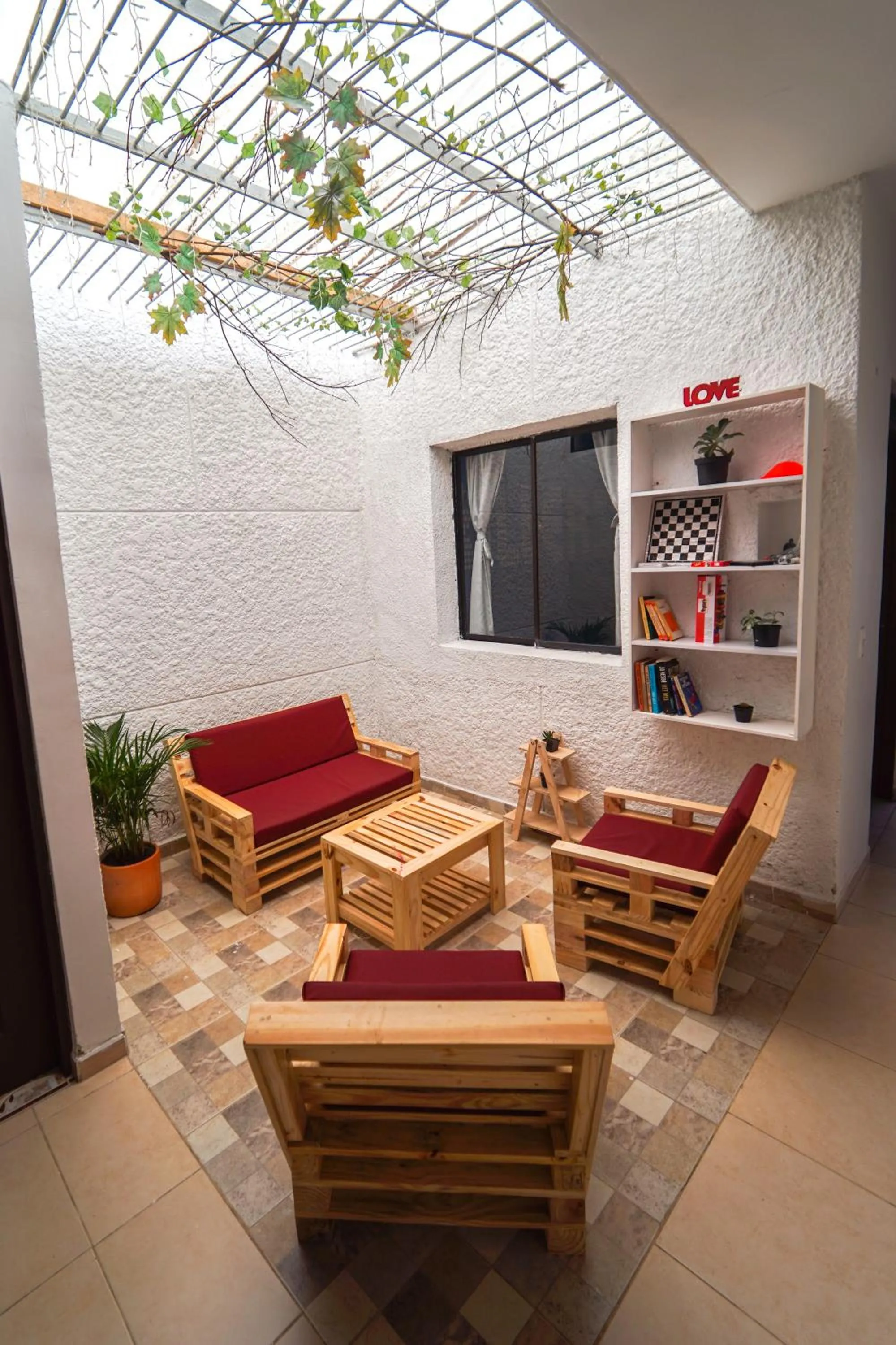 Patio in Casa Clandestina Guest House