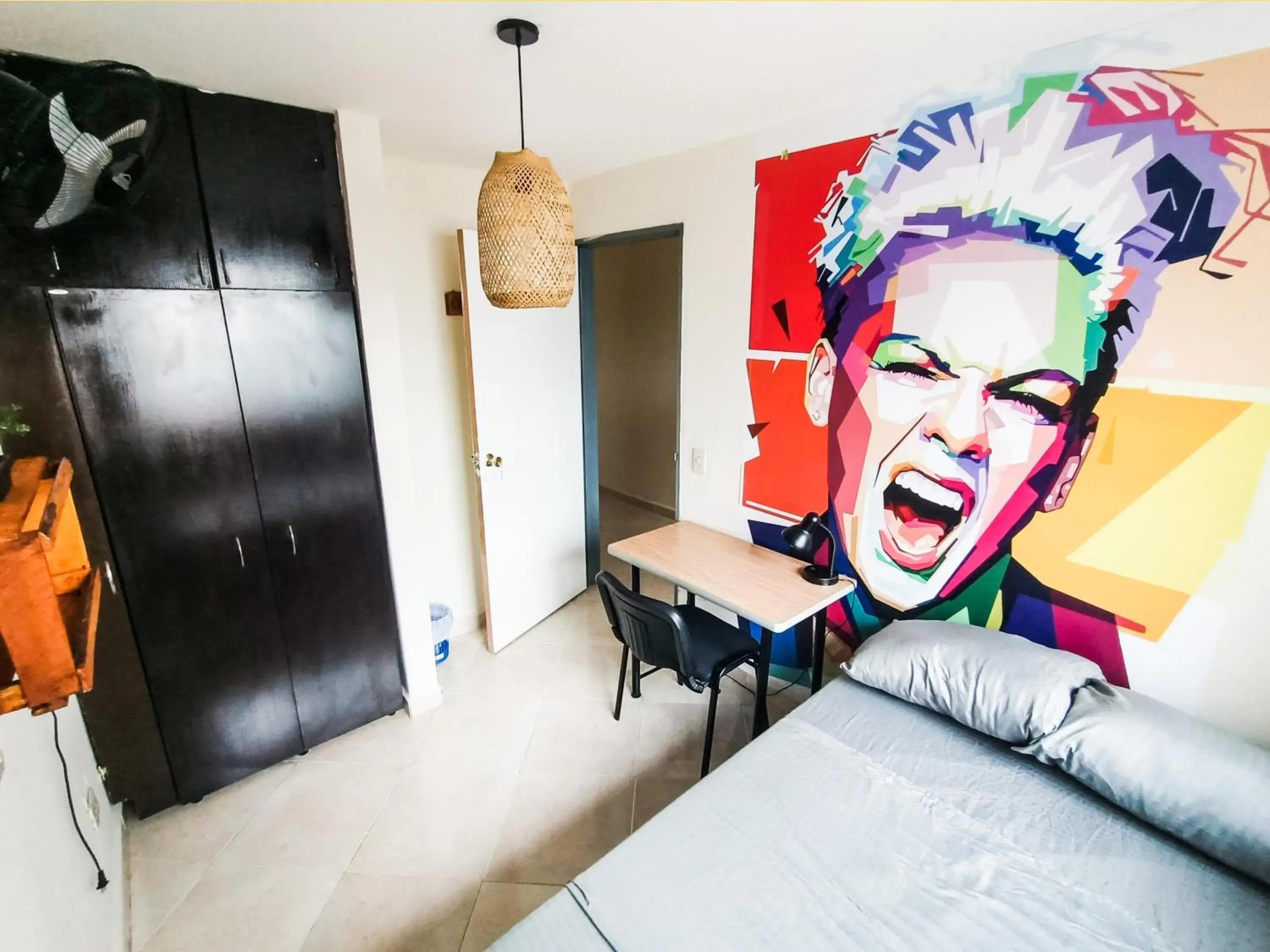 Standard Single Room with Shared Bathroom in Casa Clandestina Guest House Standard Single Room with Shared Bathroom in Casa Clandestina Guest House