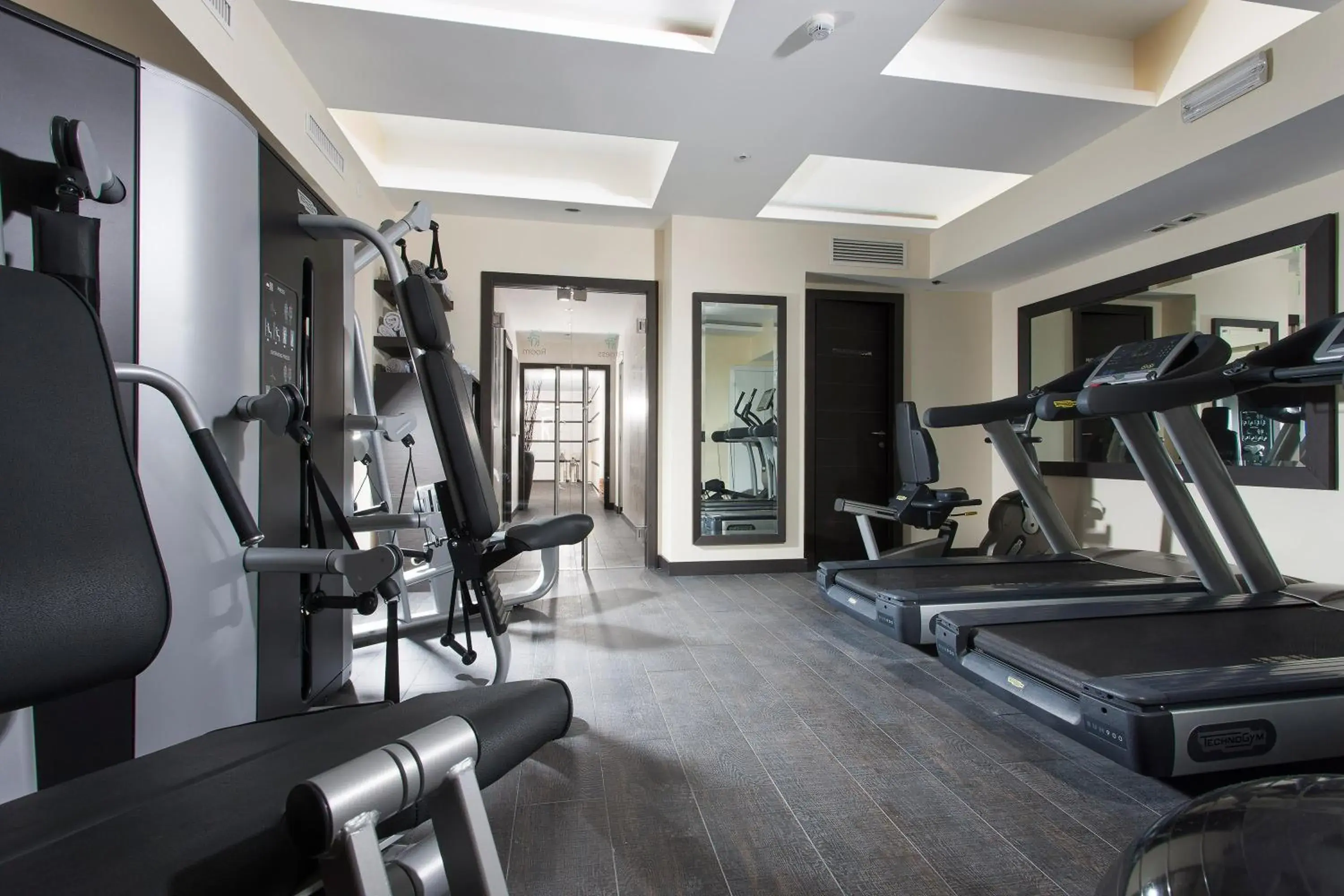 Fitness centre/facilities in Hotel Artemide Fitness centre/facilities in Hotel Artemide