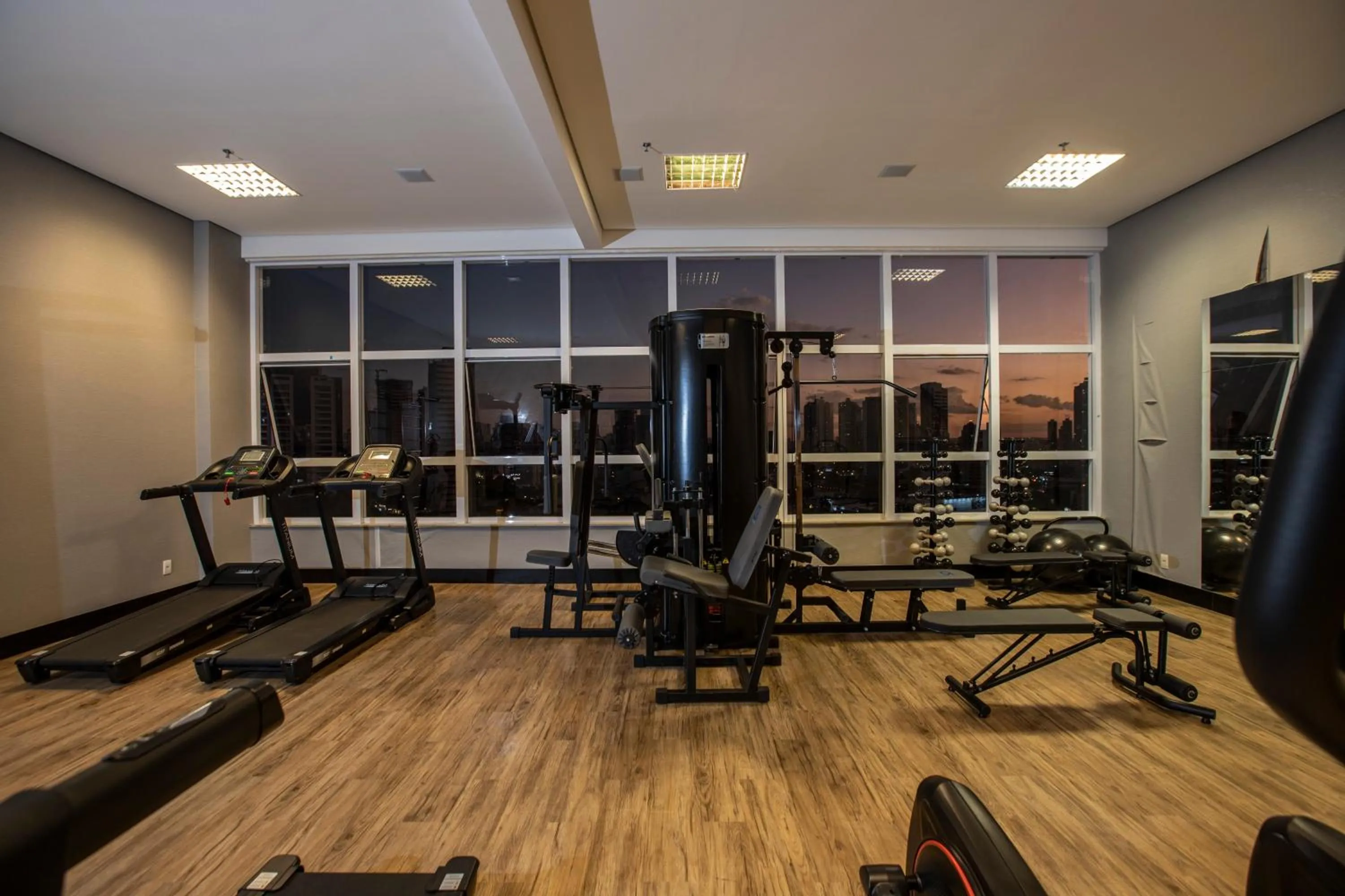 Fitness centre/facilities in QS Marista Hotel by Atlas