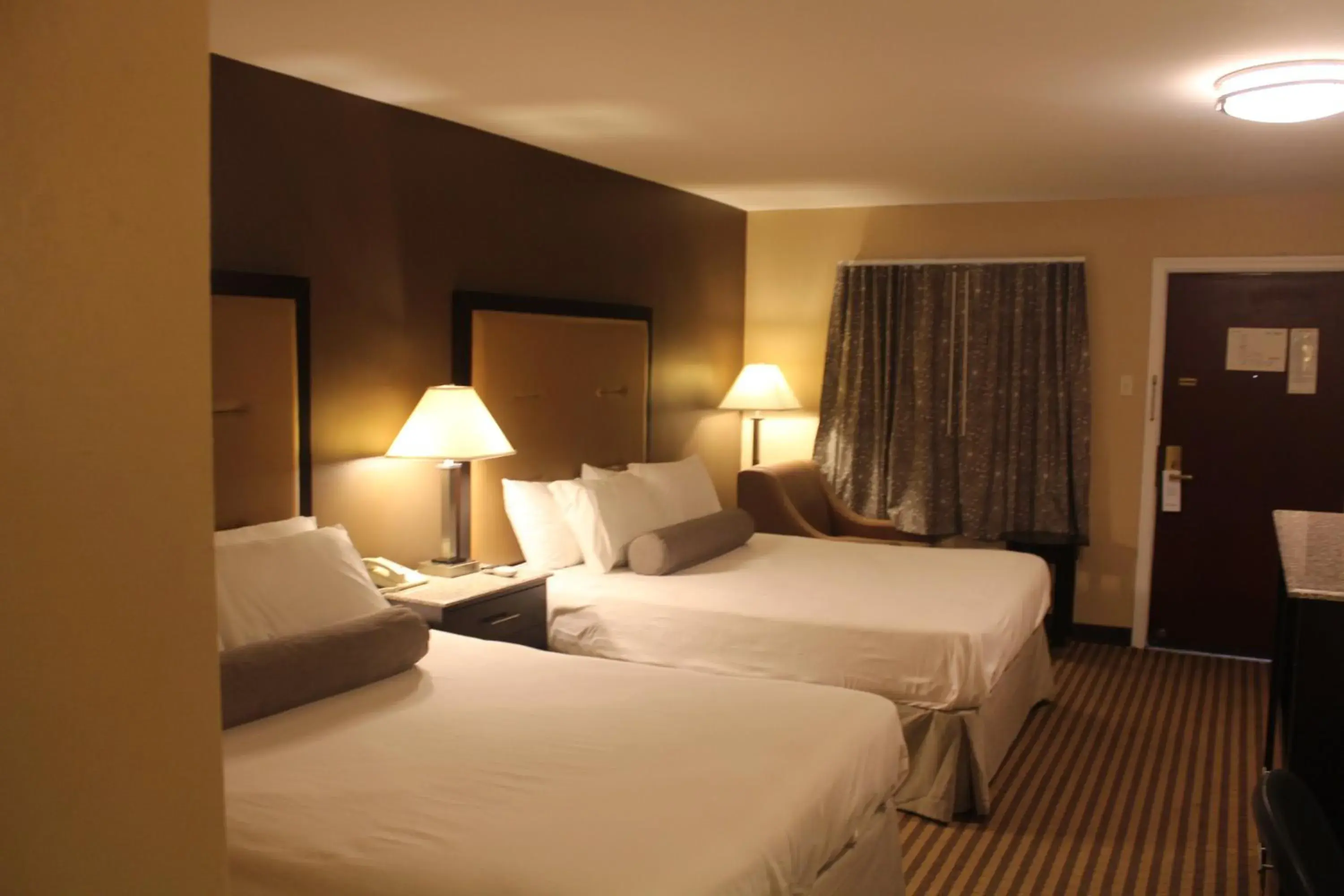 Photo of the whole room, Bed in Travelodge by Wyndham Bellmawr Photo of the whole room, Bed in Travelodge by Wyndham Bellmawr