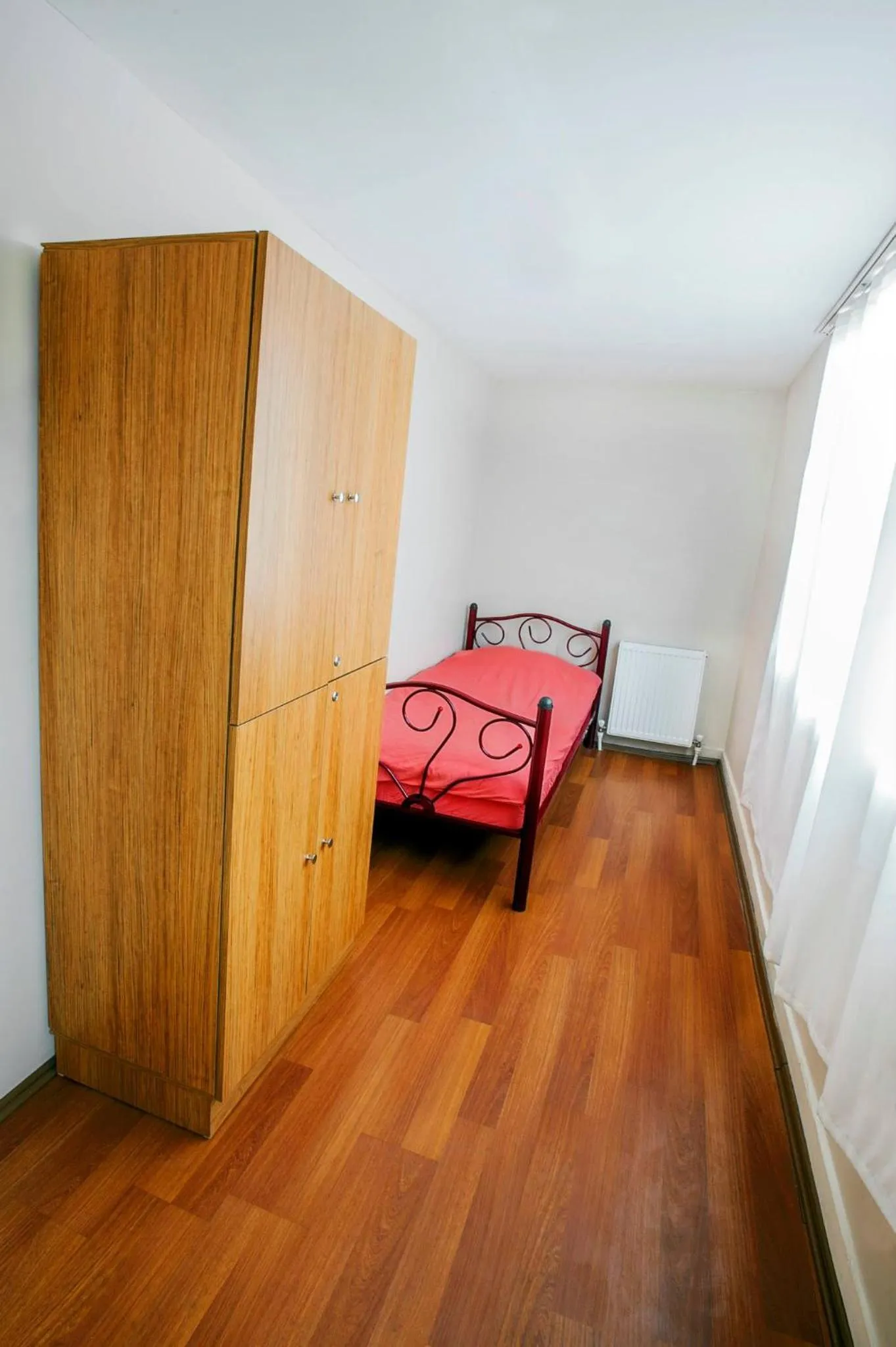 Photo of the whole room, Bed in Gökçe Pansiyon - Only men