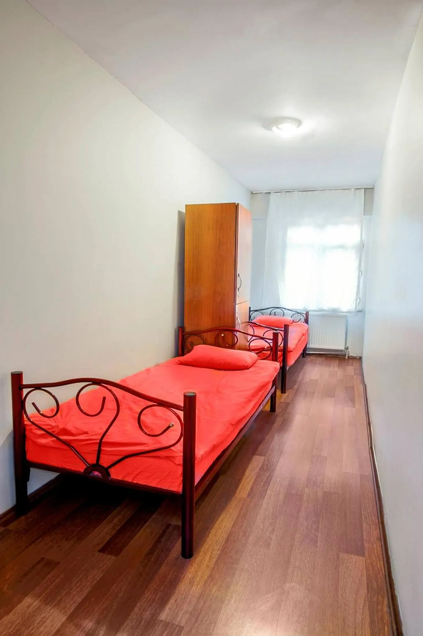 Photo of the whole room, Bed in Gökçe Pansiyon - Only men