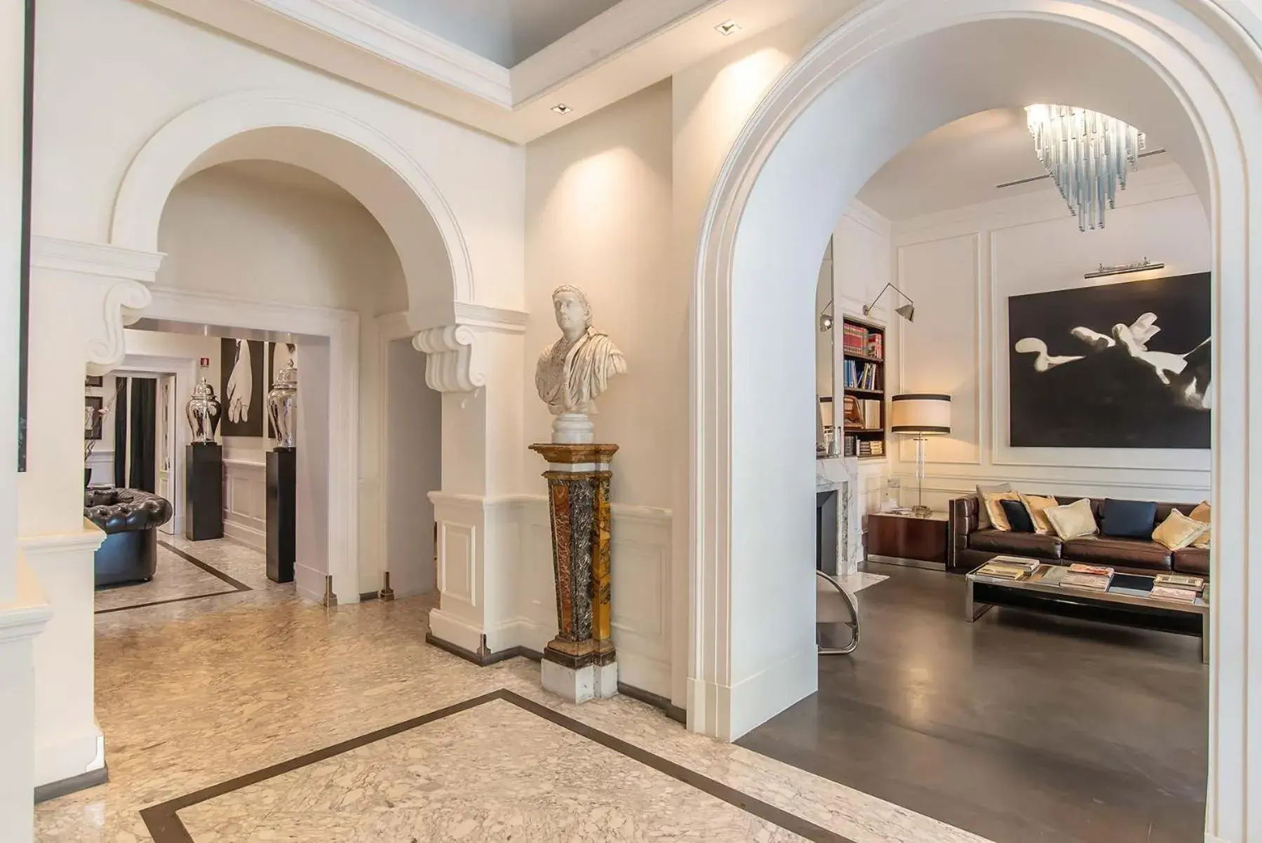 Lobby or reception in Hotel Isa Lobby or reception in Hotel Isa