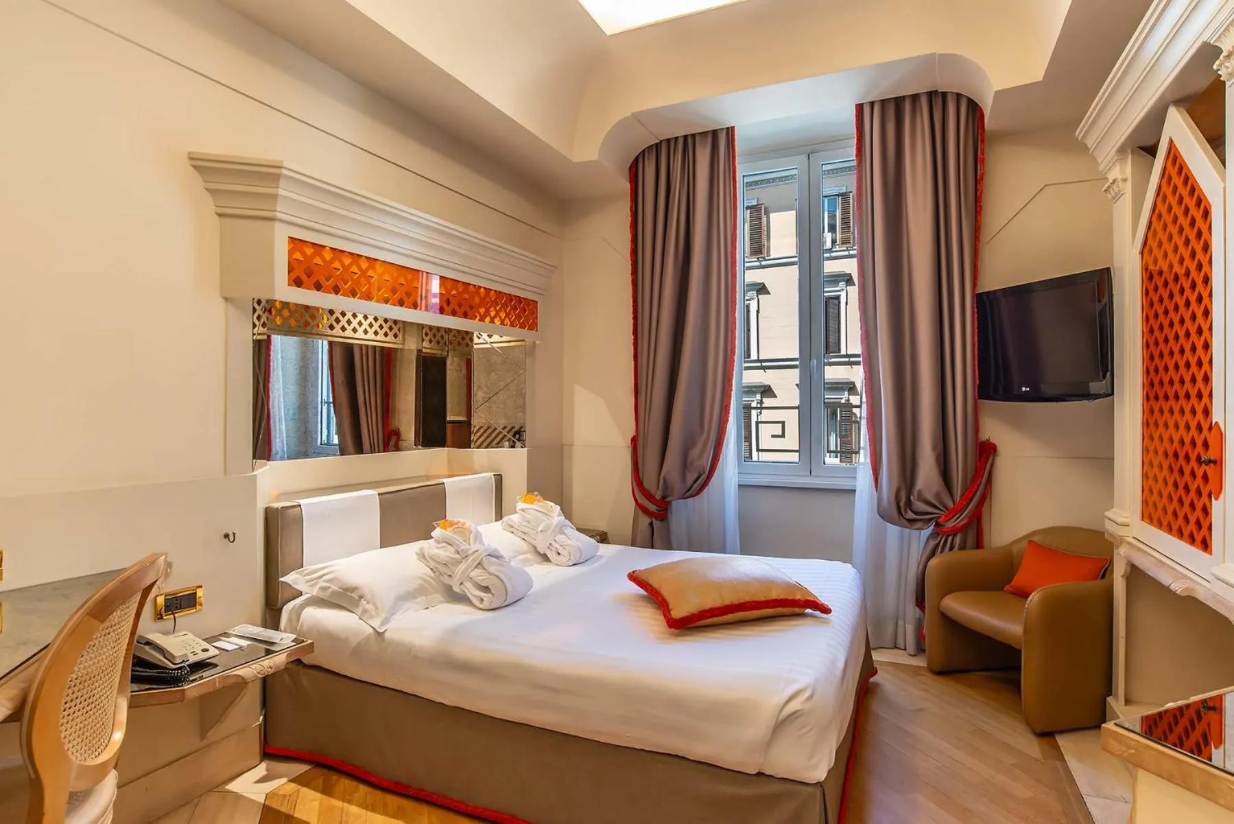 Photo of the whole room, Bed in Hotel Isa