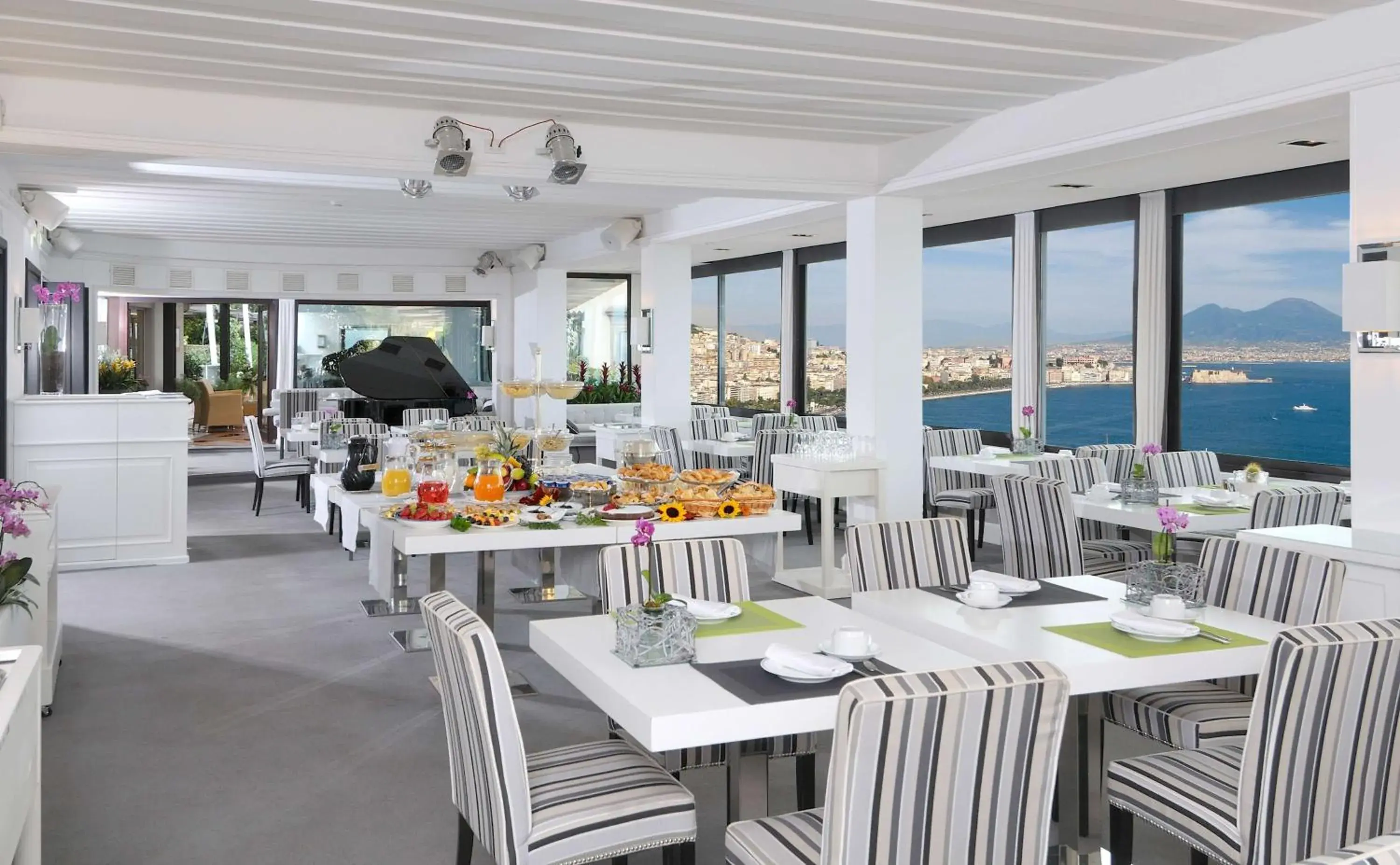 Restaurant/places to eat in BW Signature Collection Hotel Paradiso Restaurant/places to eat in BW Signature Collection Hotel Paradiso