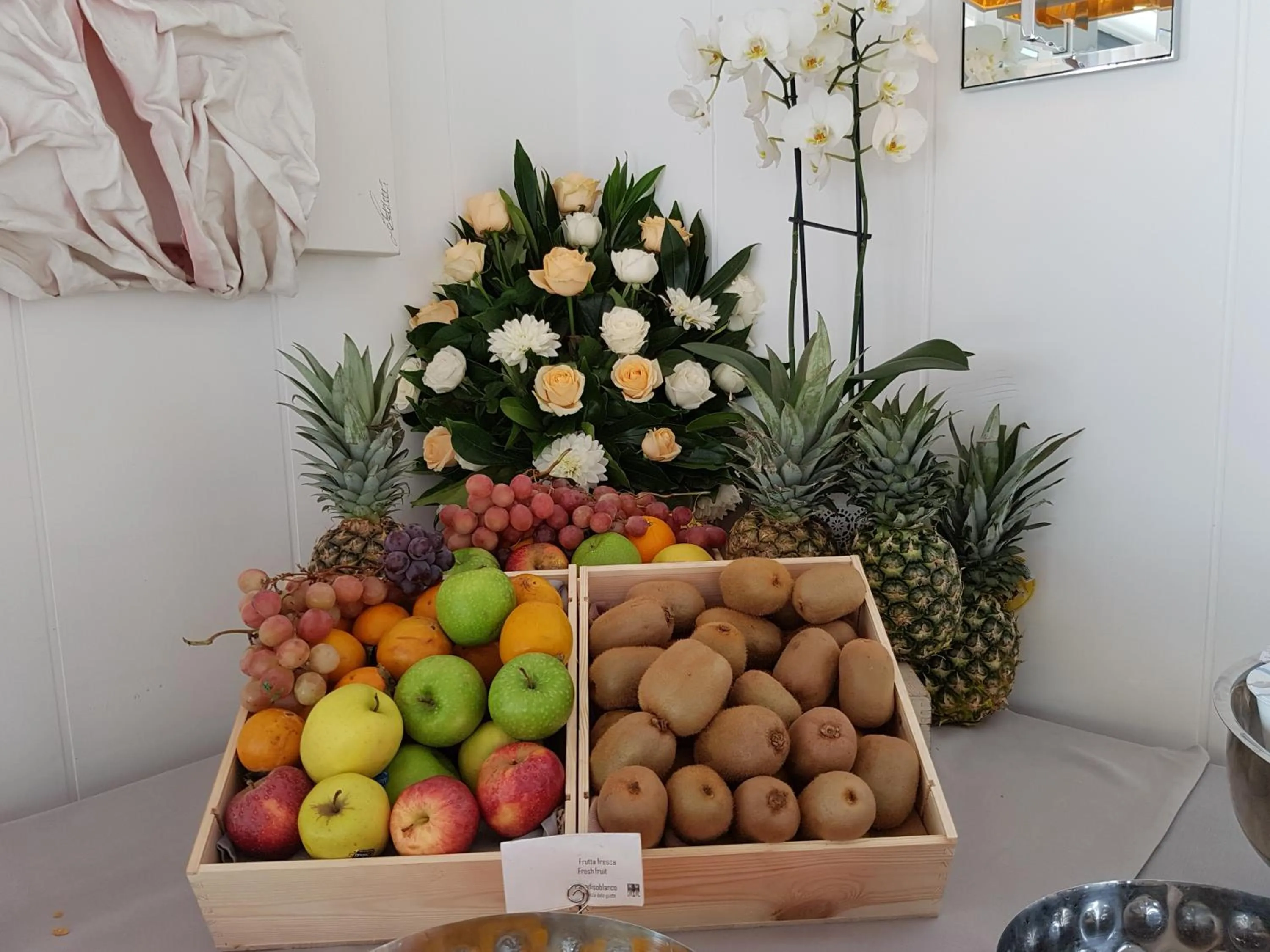 Food in BW Signature Collection Hotel Paradiso