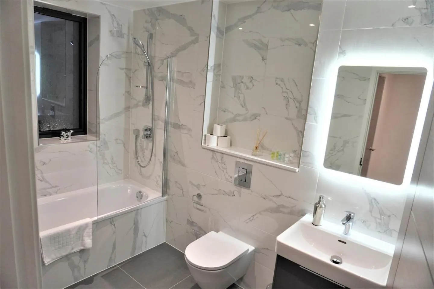 Queens Luxury Apartments Wembley Stadium - London