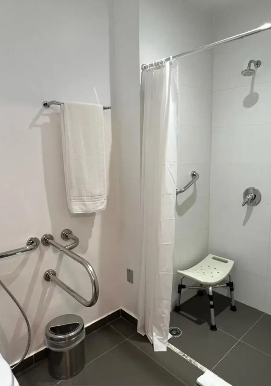 Bedroom in URBAN by UNU Osasco Hotel Bedroom in URBAN by UNU Osasco Hotel