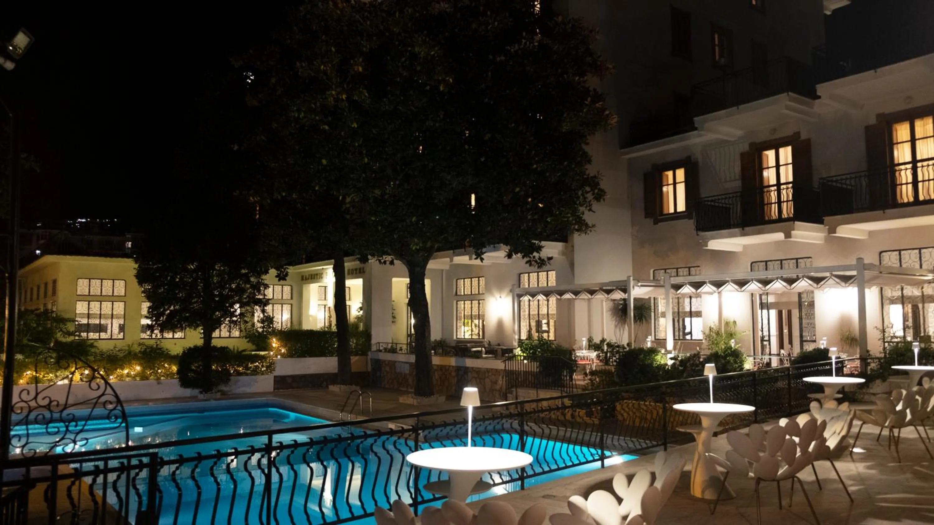 Solarium in Majestic Palace Hotel