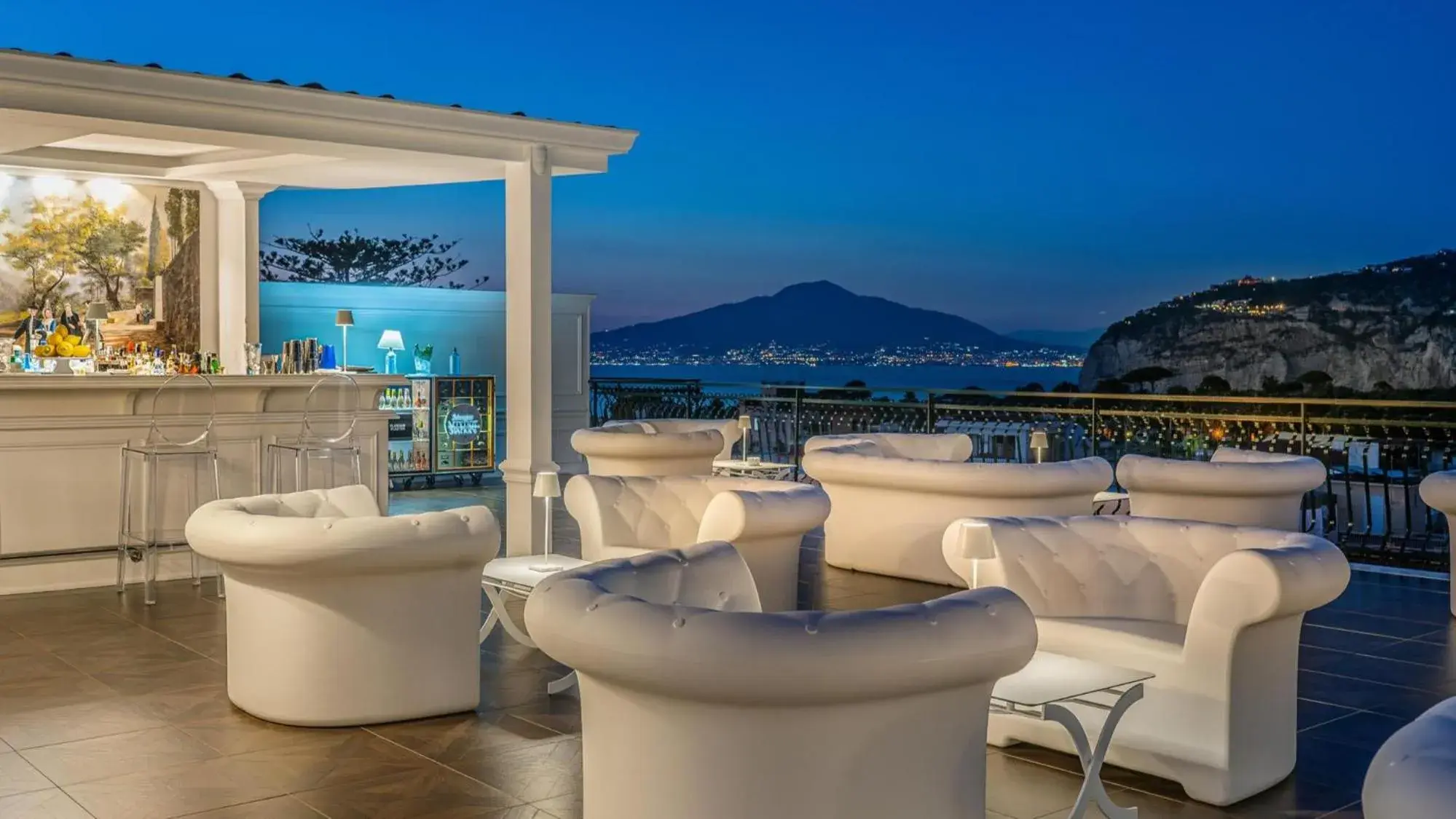 Restaurant/places to eat in Majestic Palace Hotel Restaurant/places to eat in Majestic Palace Hotel