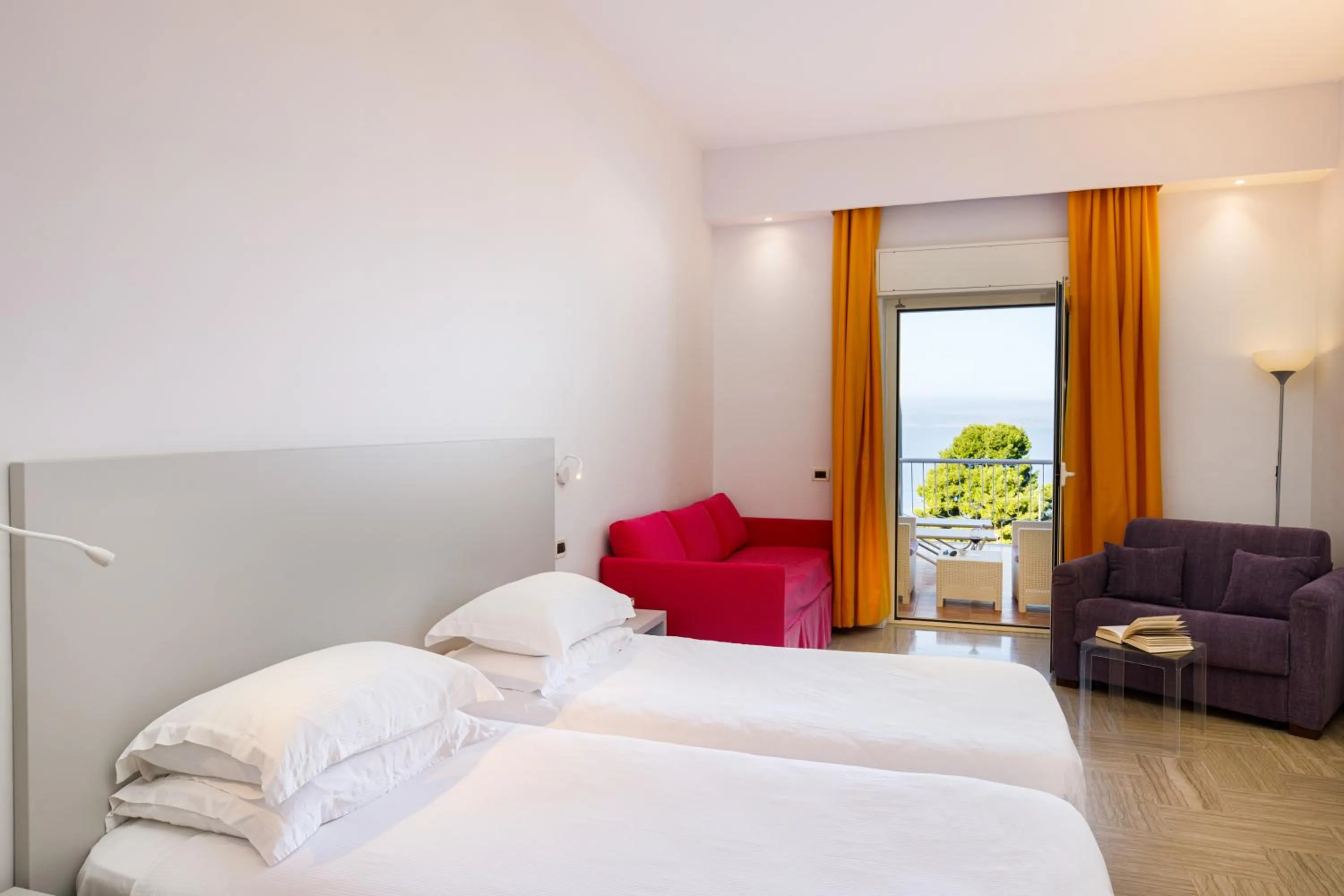 Bed in Art Hotel Gran Paradiso