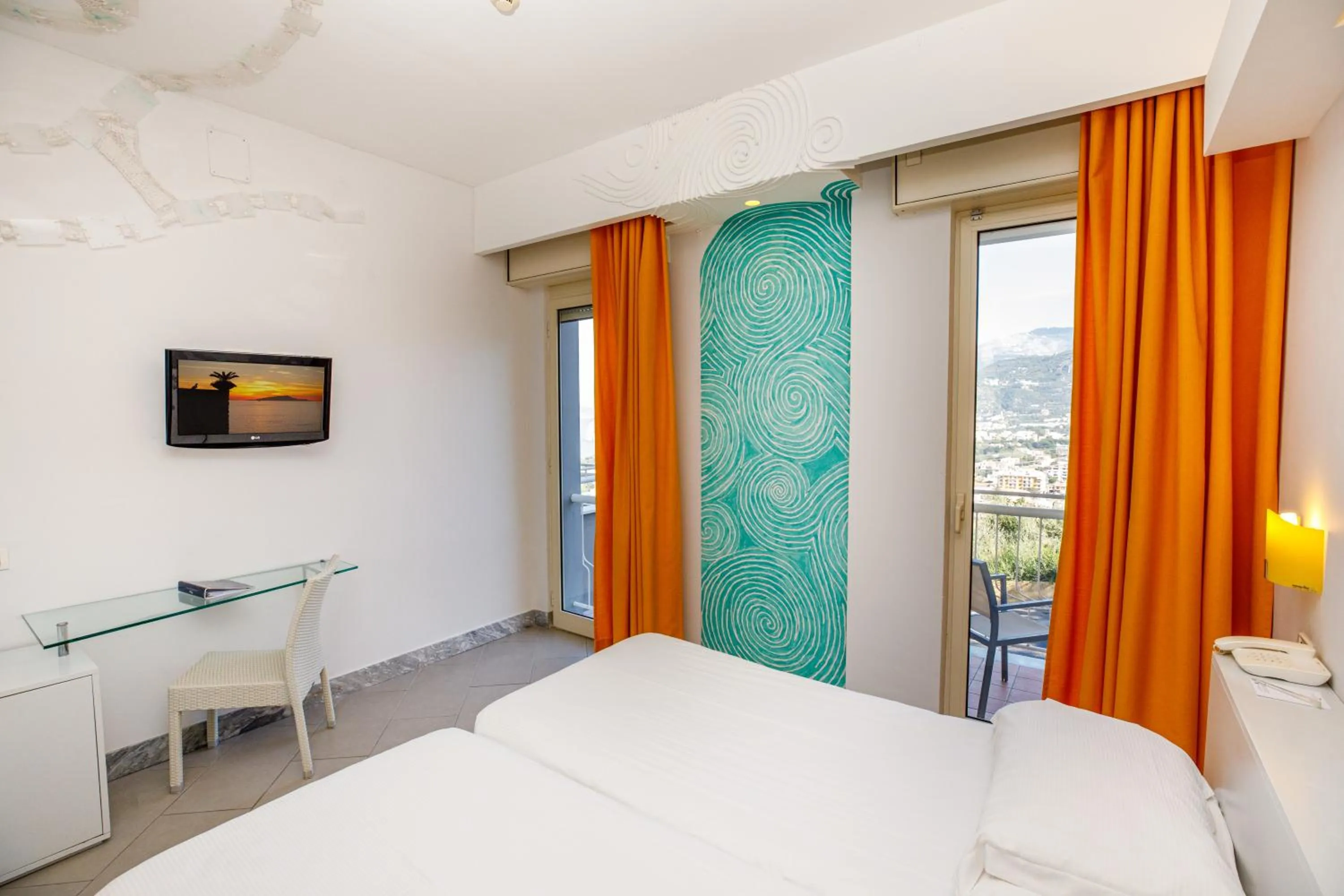 Bed in Art Hotel Gran Paradiso