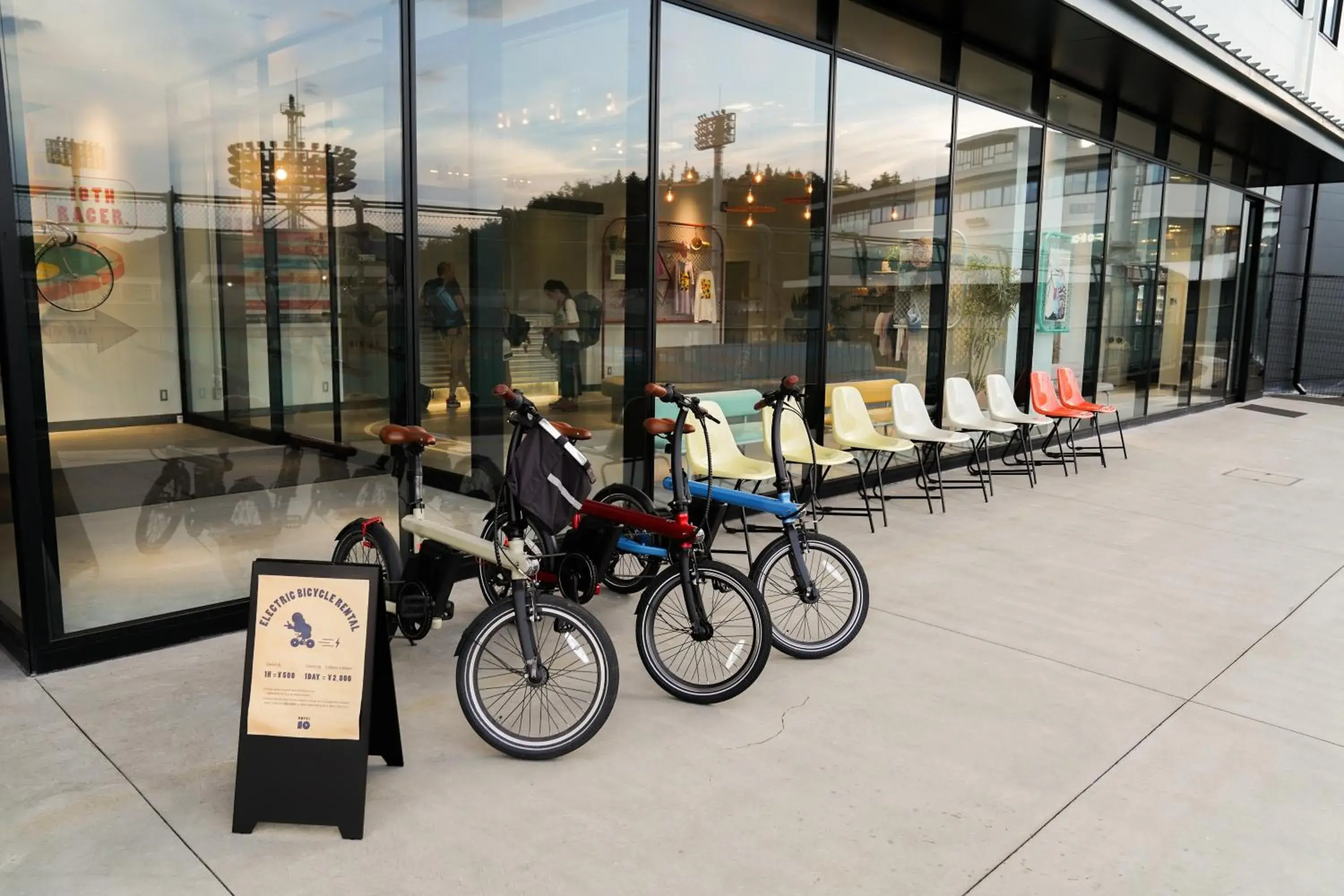 Property building in SETOUCHI KEIRIN HOTEL 10 by Onko Chishin Property building in SETOUCHI KEIRIN HOTEL 10 by Onko Chishin