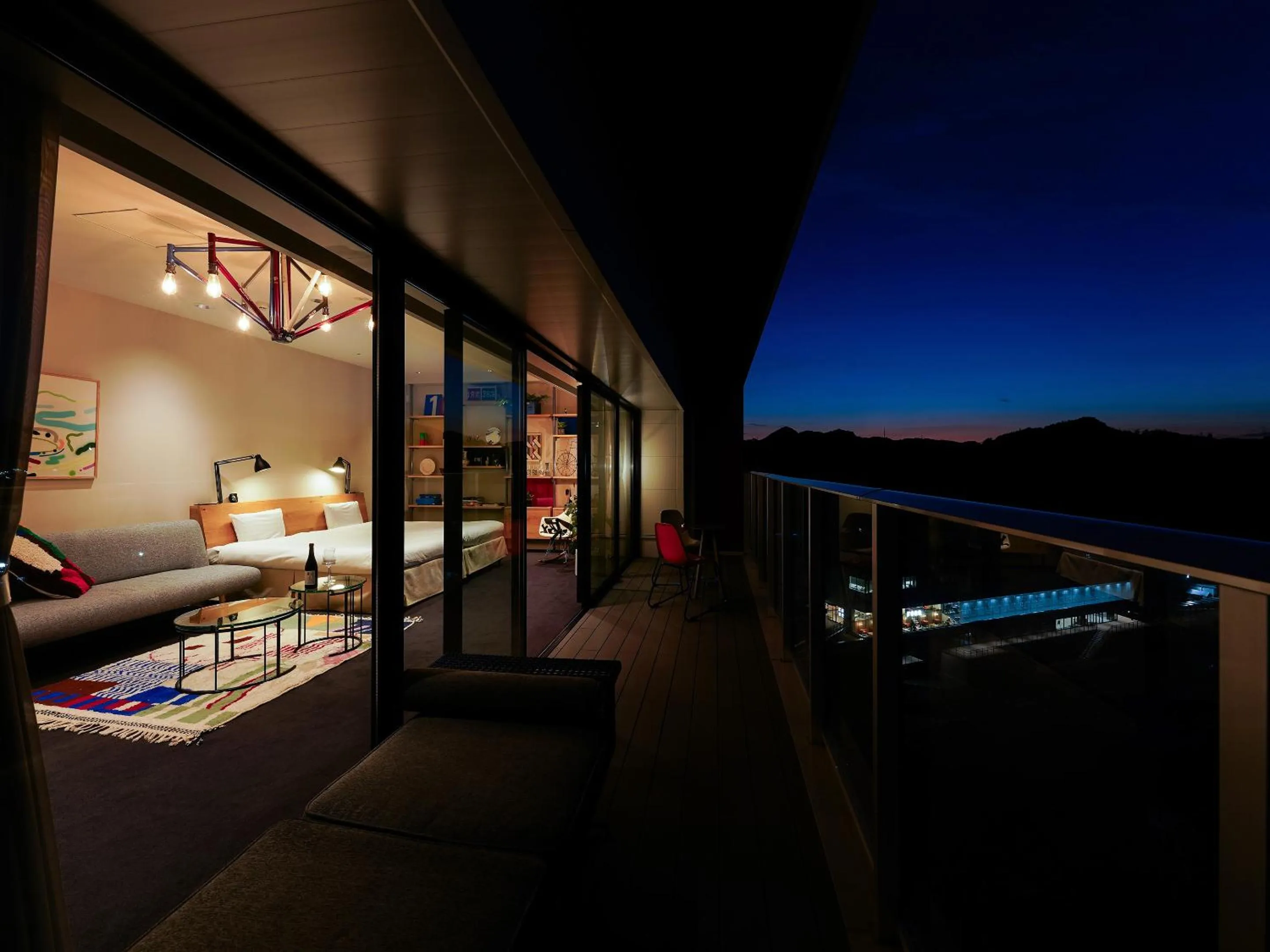 Night in SETOUCHI KEIRIN HOTEL 10 by Onko Chishin