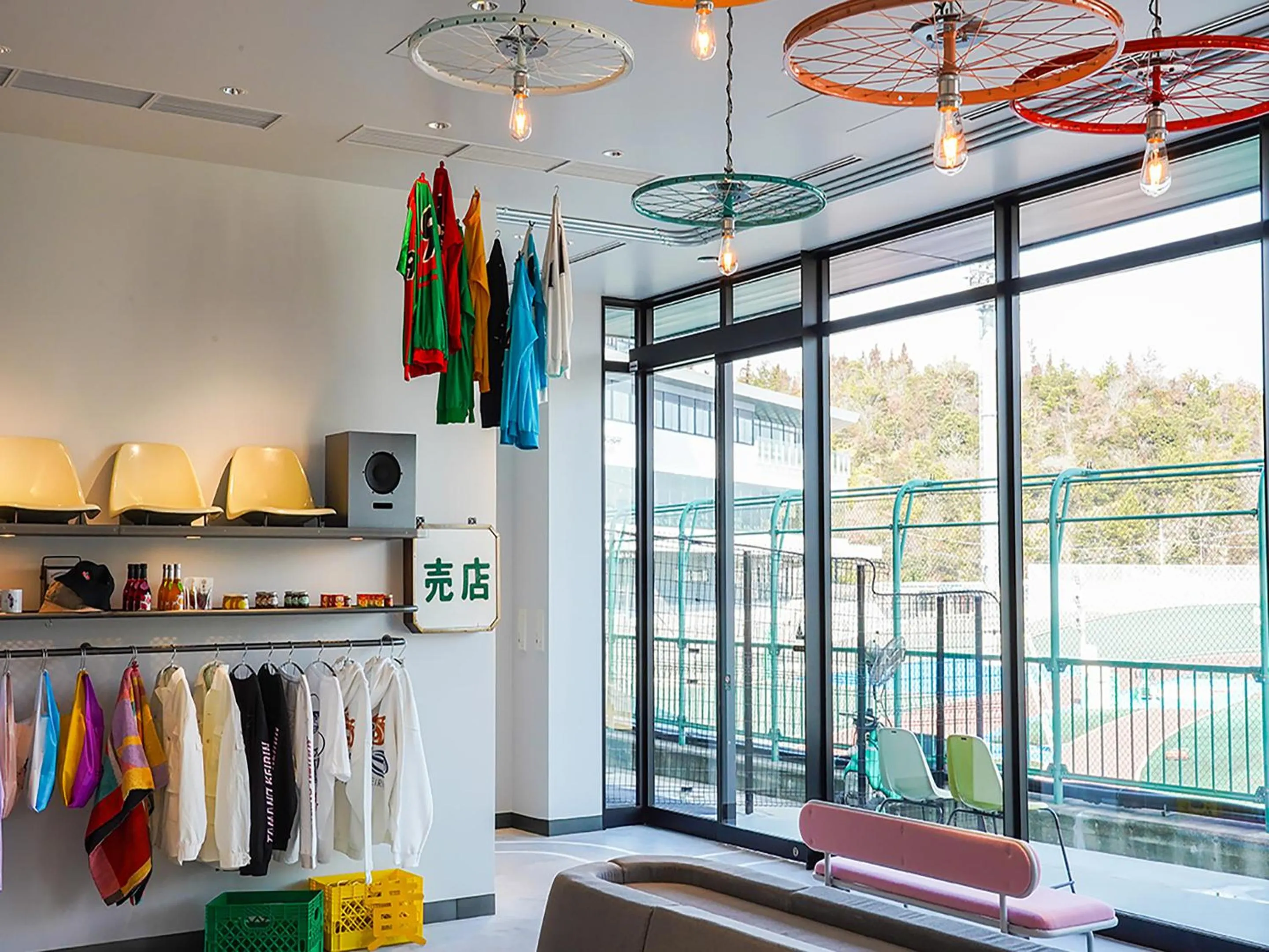 Lobby or reception in SETOUCHI KEIRIN HOTEL 10 by Onko Chishin