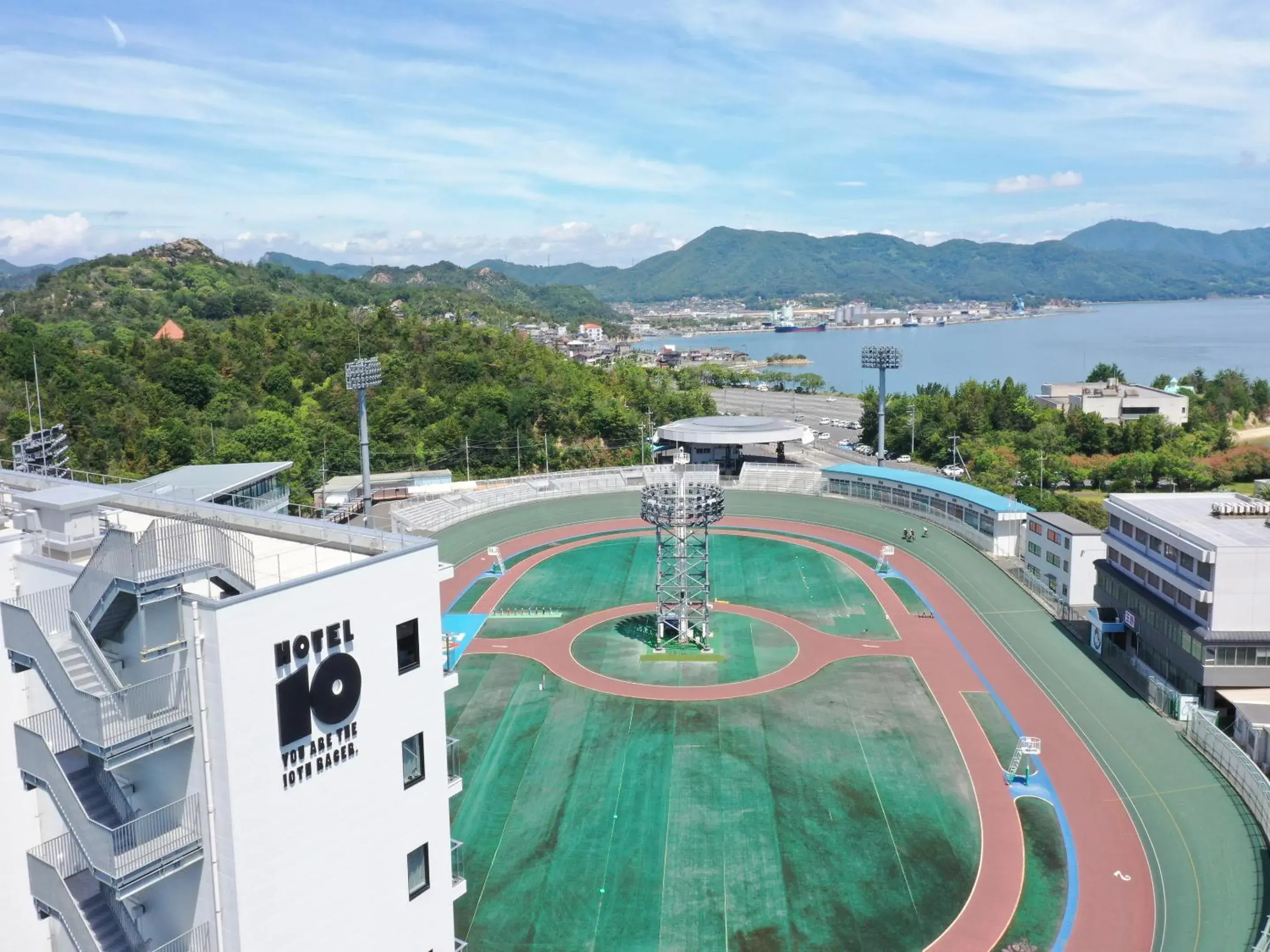Bird's eye view in SETOUCHI KEIRIN HOTEL 10 by Onko Chishin Bird's eye view in SETOUCHI KEIRIN HOTEL 10 by Onko Chishin