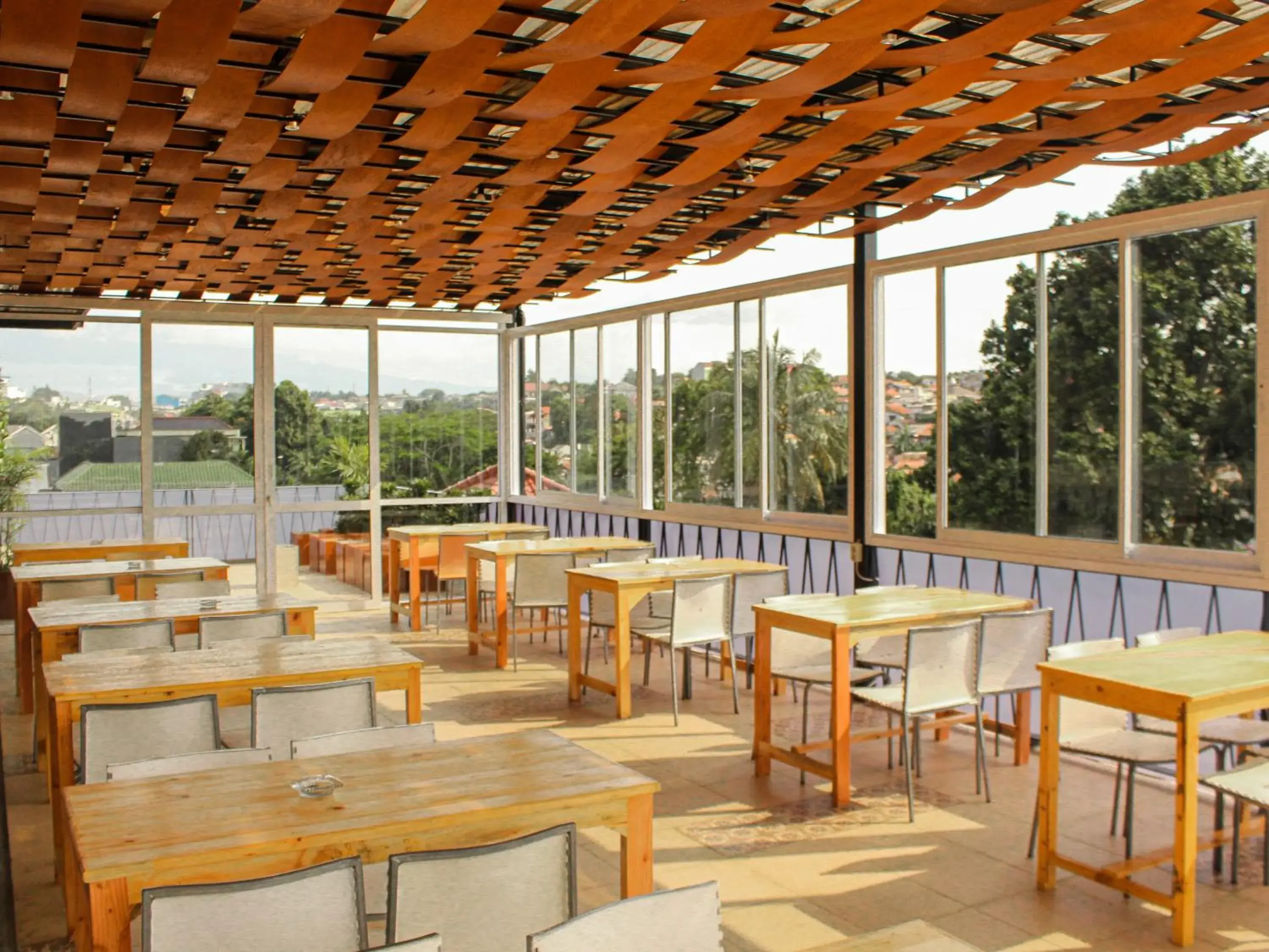 Restaurant/places to eat in Rion Hostel Bogor Restaurant/places to eat in Rion Hostel Bogor