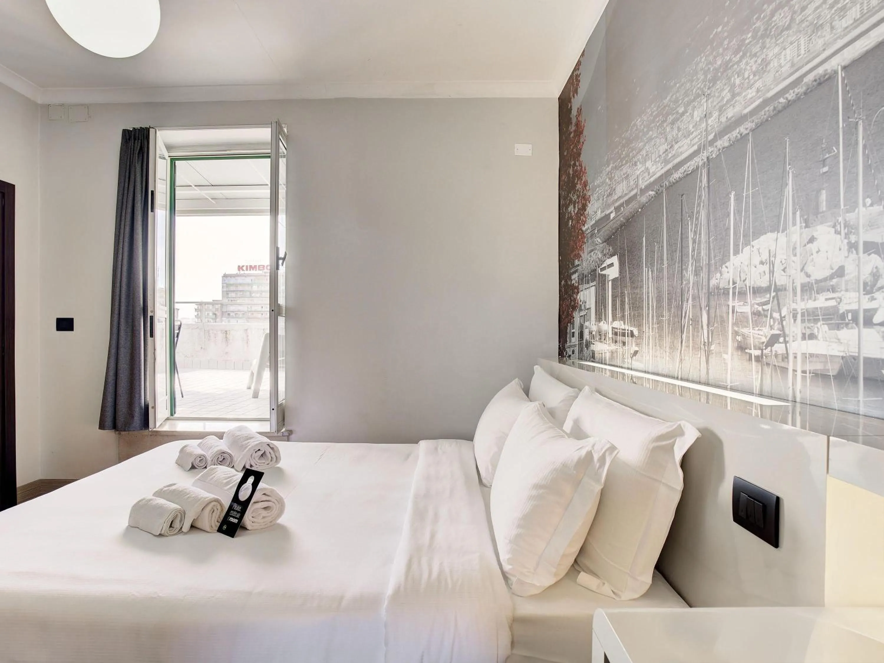 Photo of the whole room, Bed in B&B Hotel Napoli