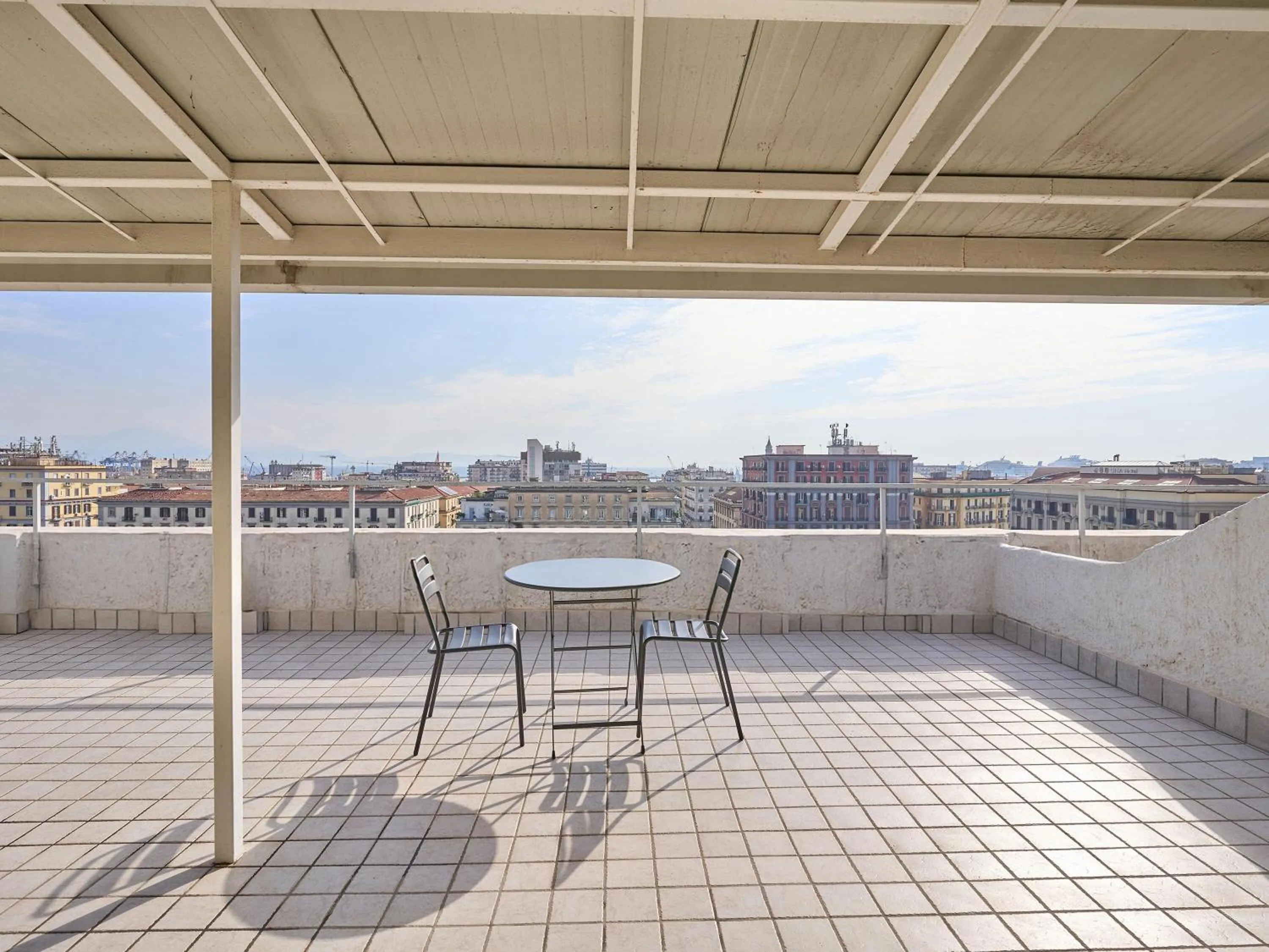 Photo of the whole room in B&B Hotel Napoli