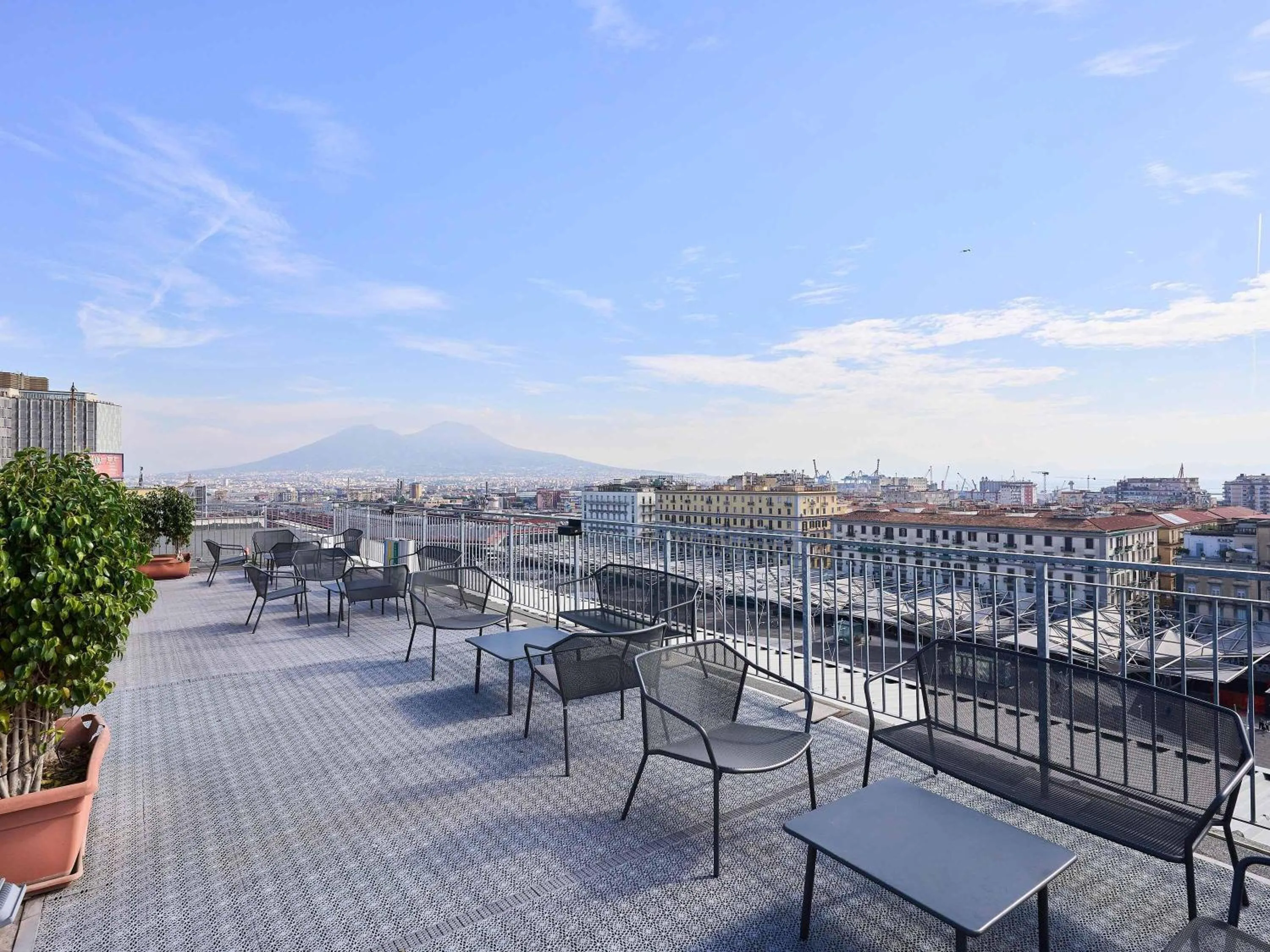 Balcony/Terrace in B&B Hotel Napoli