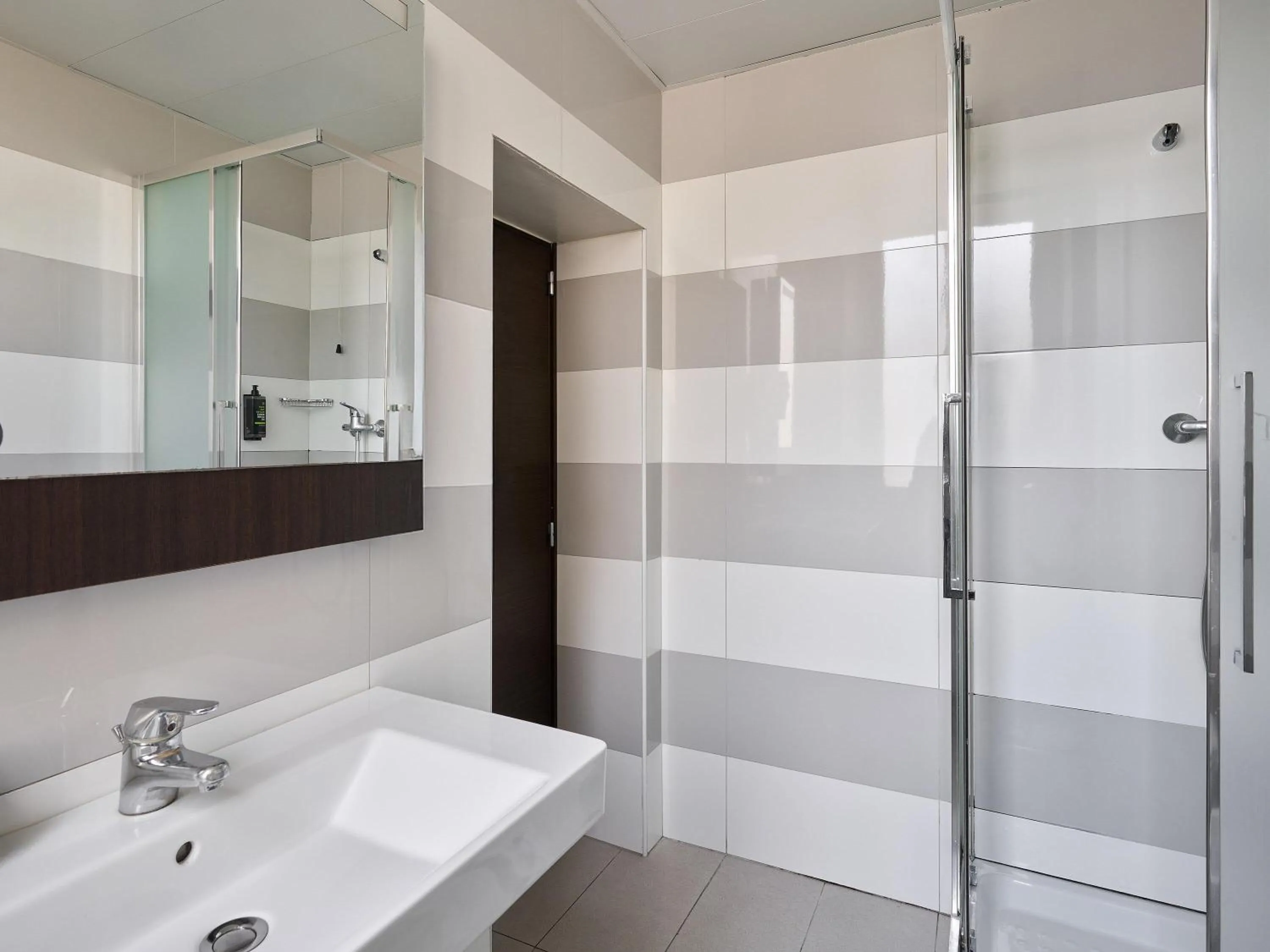 Photo of the whole room in B&B Hotel Napoli