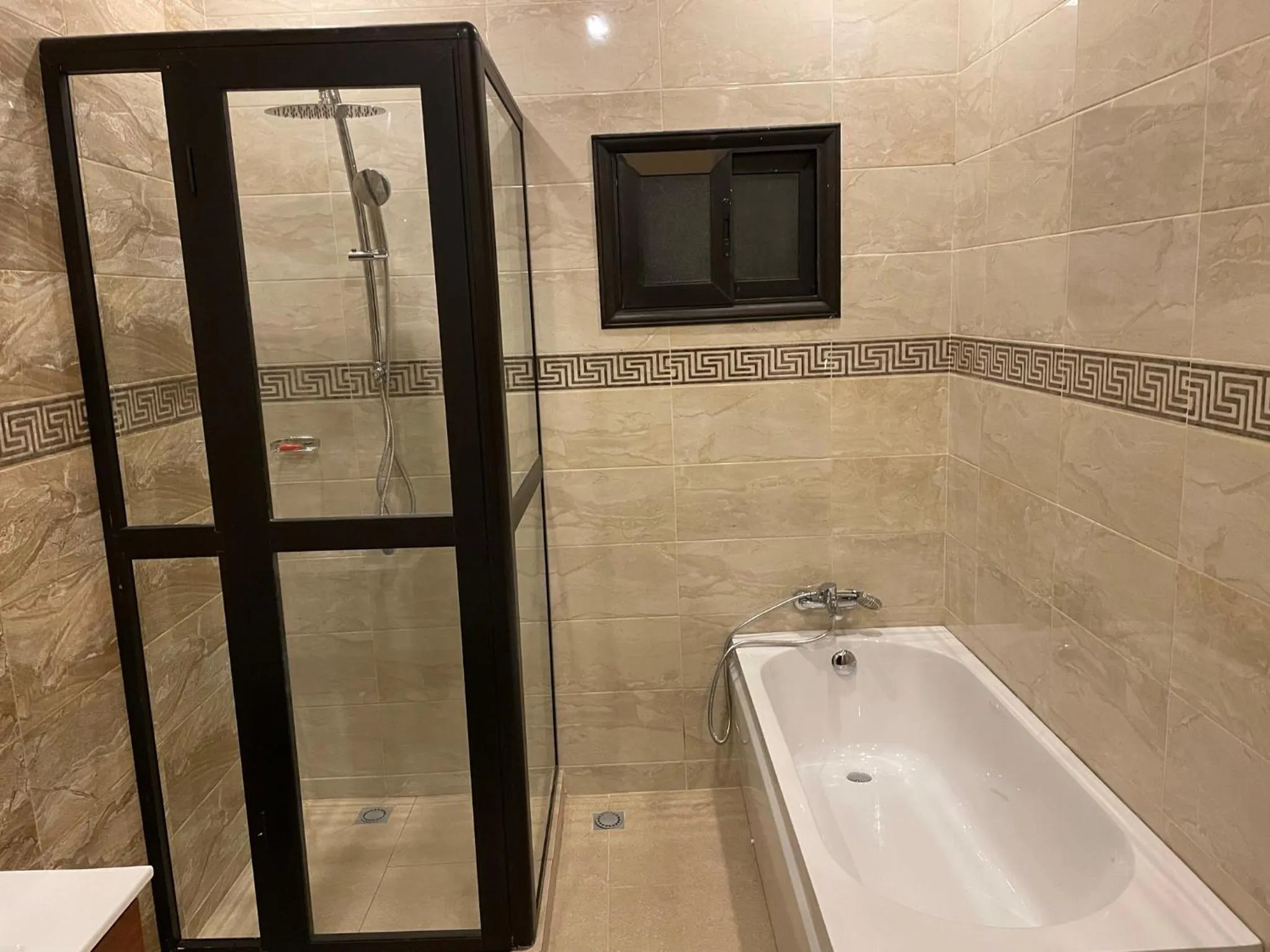 Bathroom in HOTEL LES ARCADES