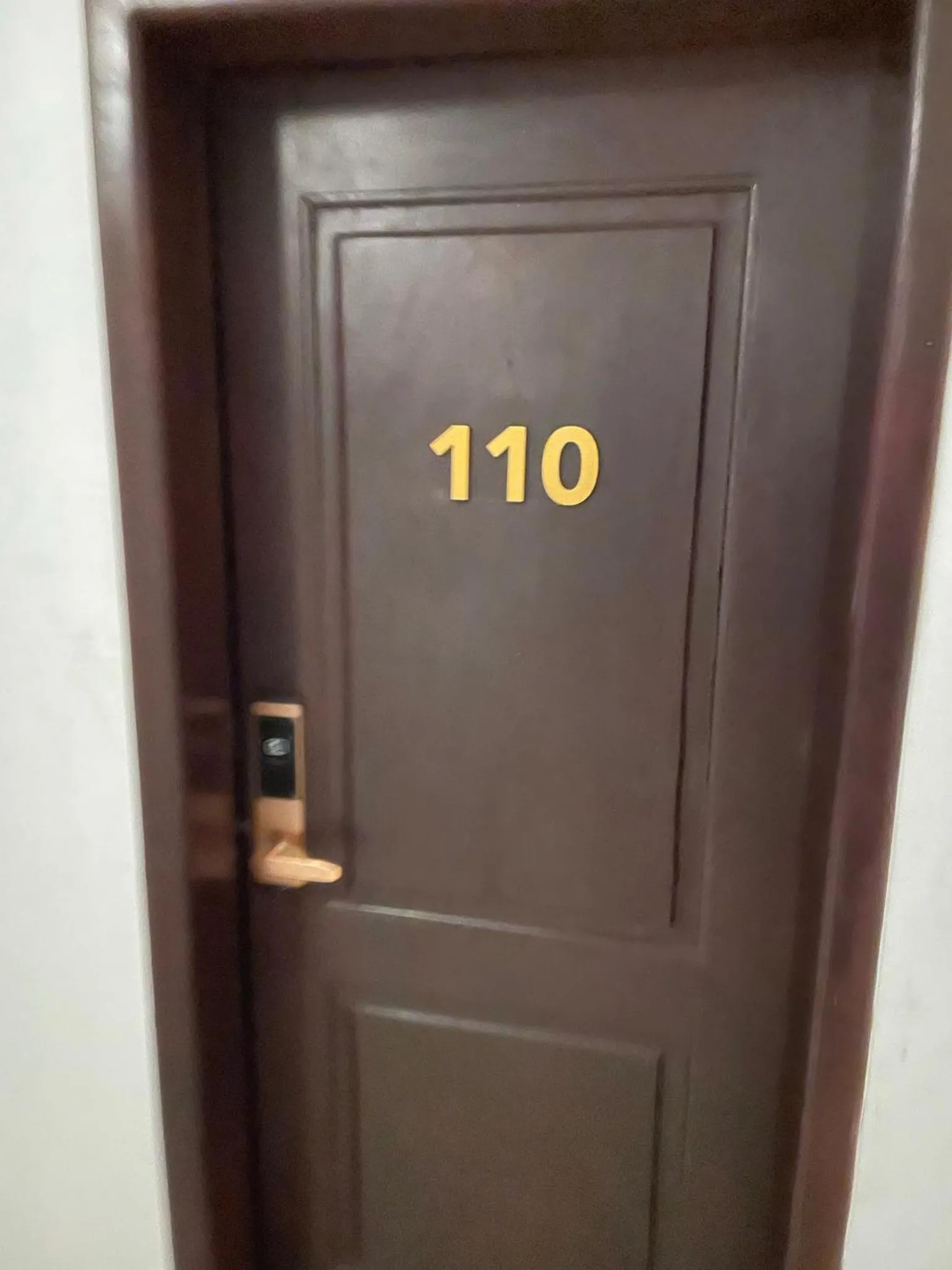 Bedroom in HOTEL LES ARCADES