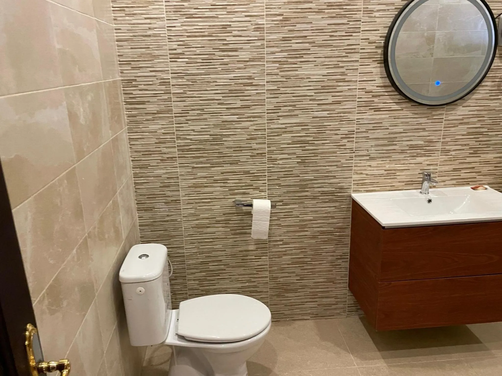 Shower in HOTEL LES ARCADES