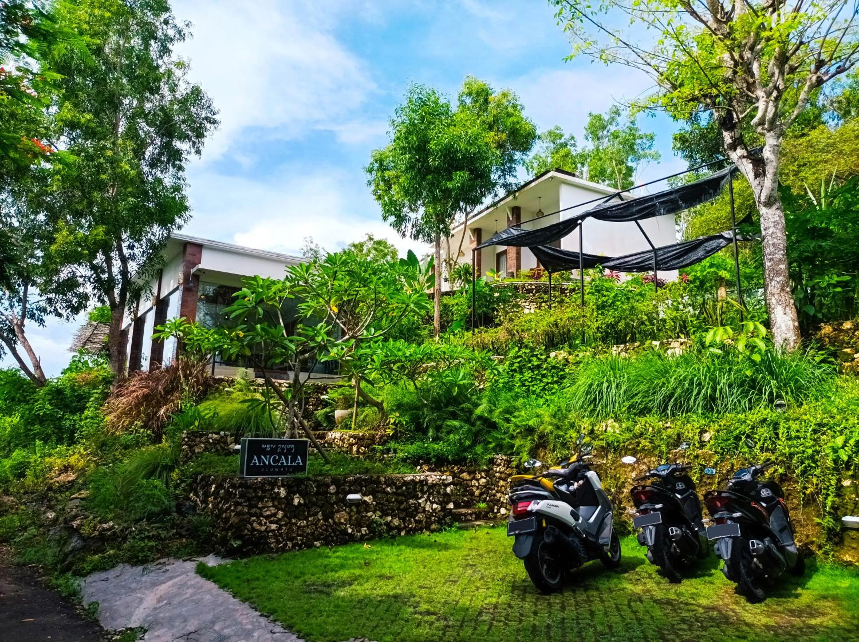 Parking in Ancala Uluwatu