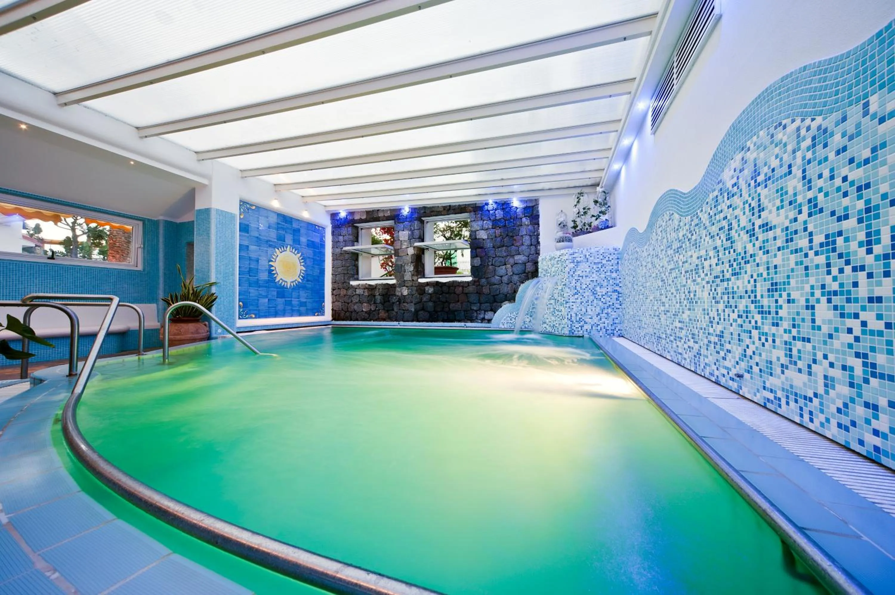 Swimming pool in Hotel Floridiana Terme